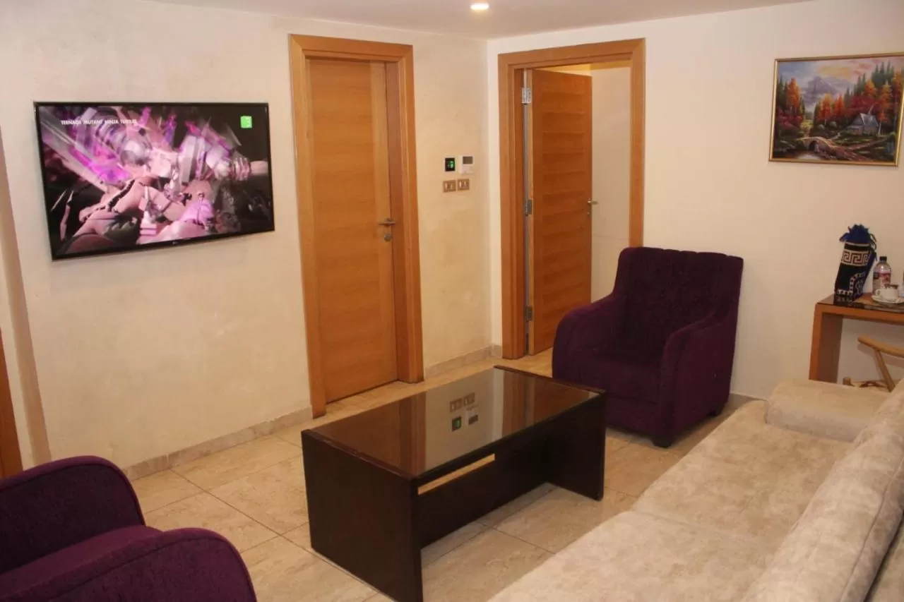 Living room, Seating Area in Jawharet Alswefiah Hotel Suites