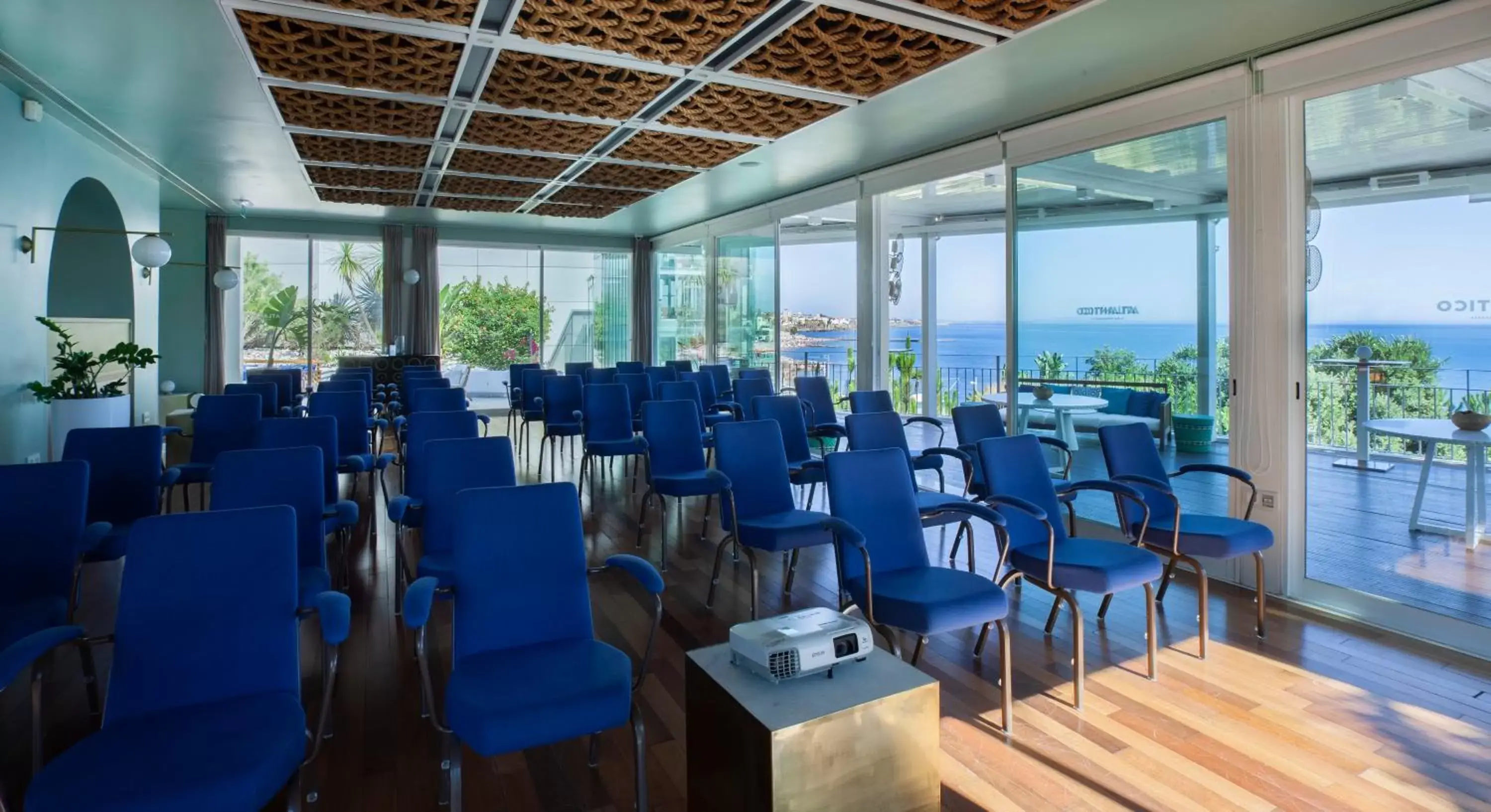 Meeting/conference room in InterContinental Cascais-Estoril, an IHG Hotel