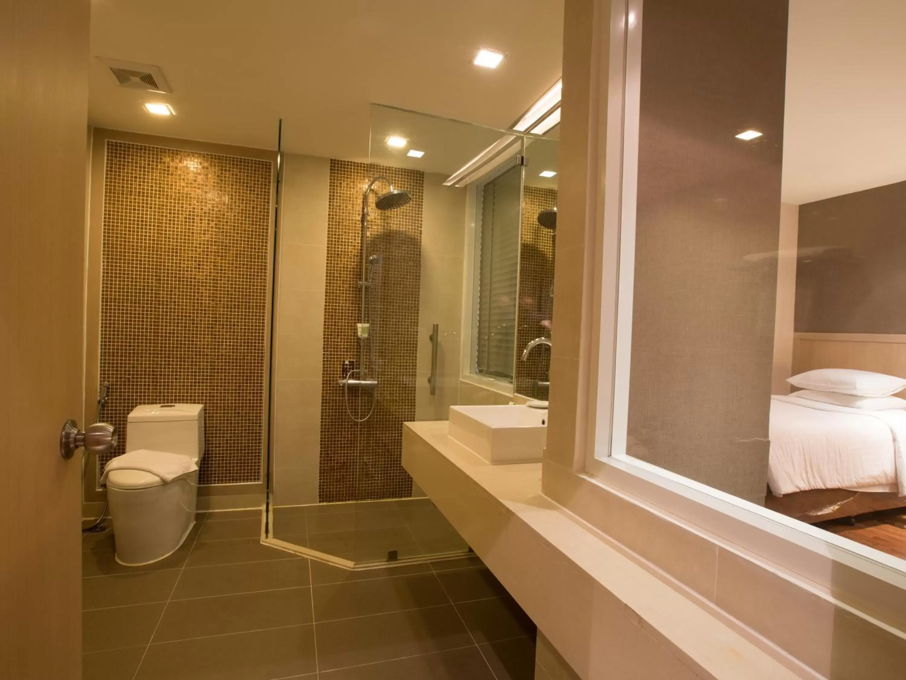 Bathroom in Signature Pattaya