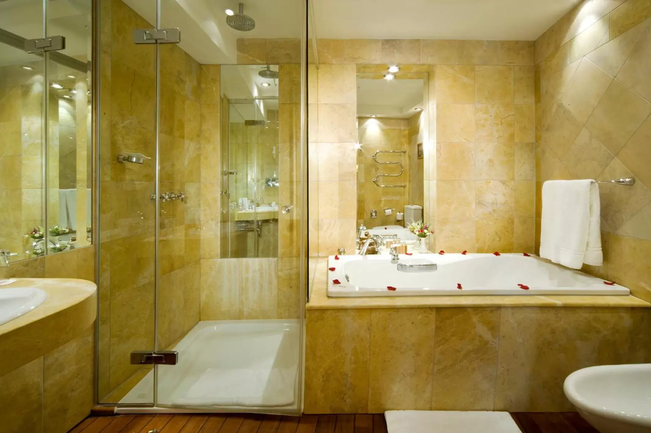 Shower, Bathroom in Imperial Hotel & Restaurant
