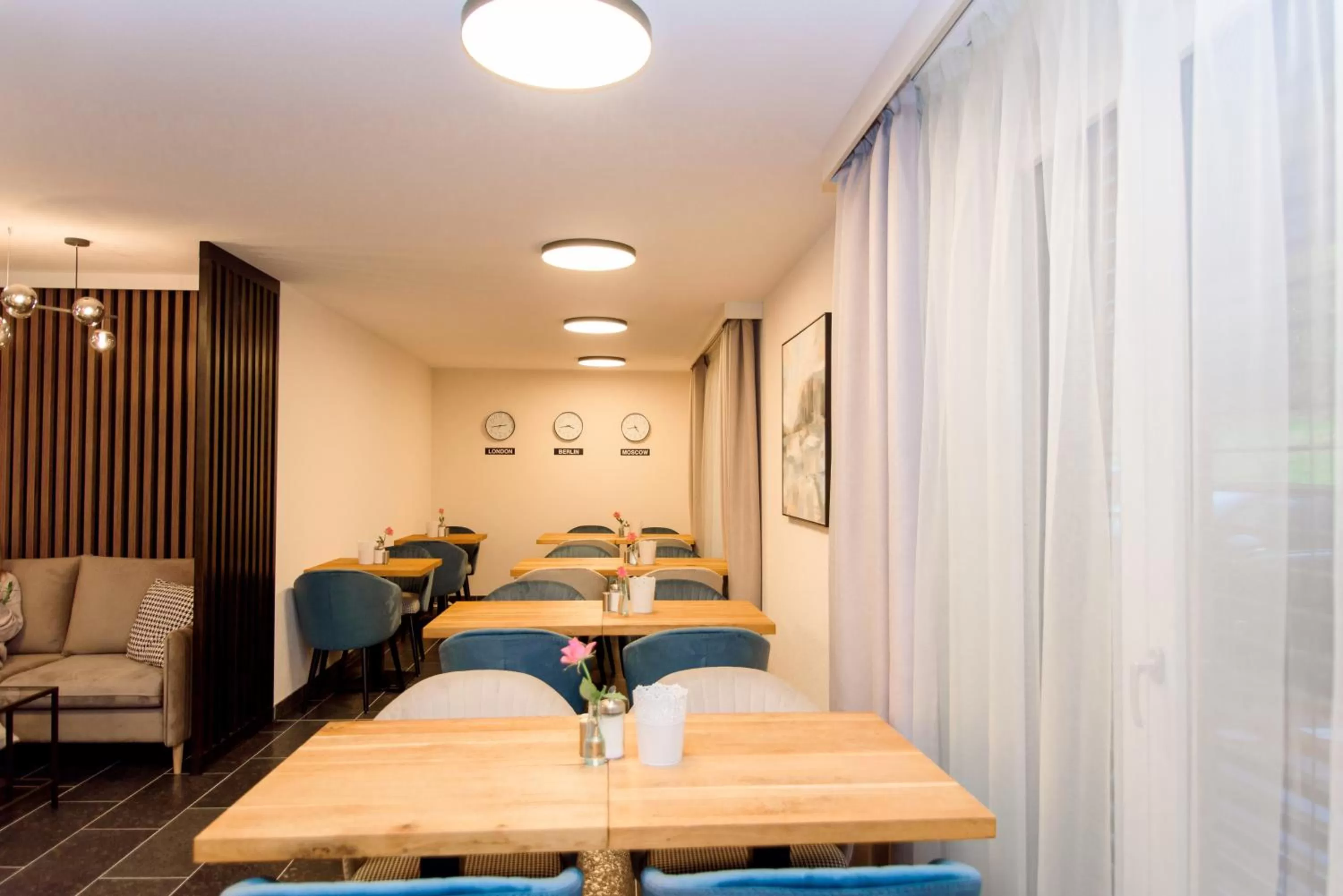 Breakfast in Hotel TwentyFour Living