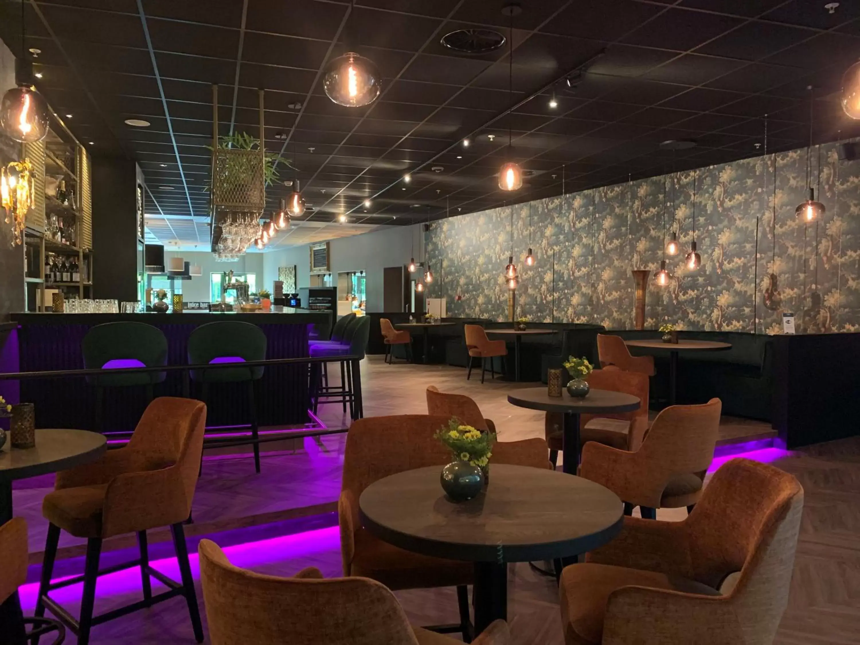 Restaurant/places to eat, Lounge/Bar in Van der Valk Hotel Rotterdam - Blijdorp