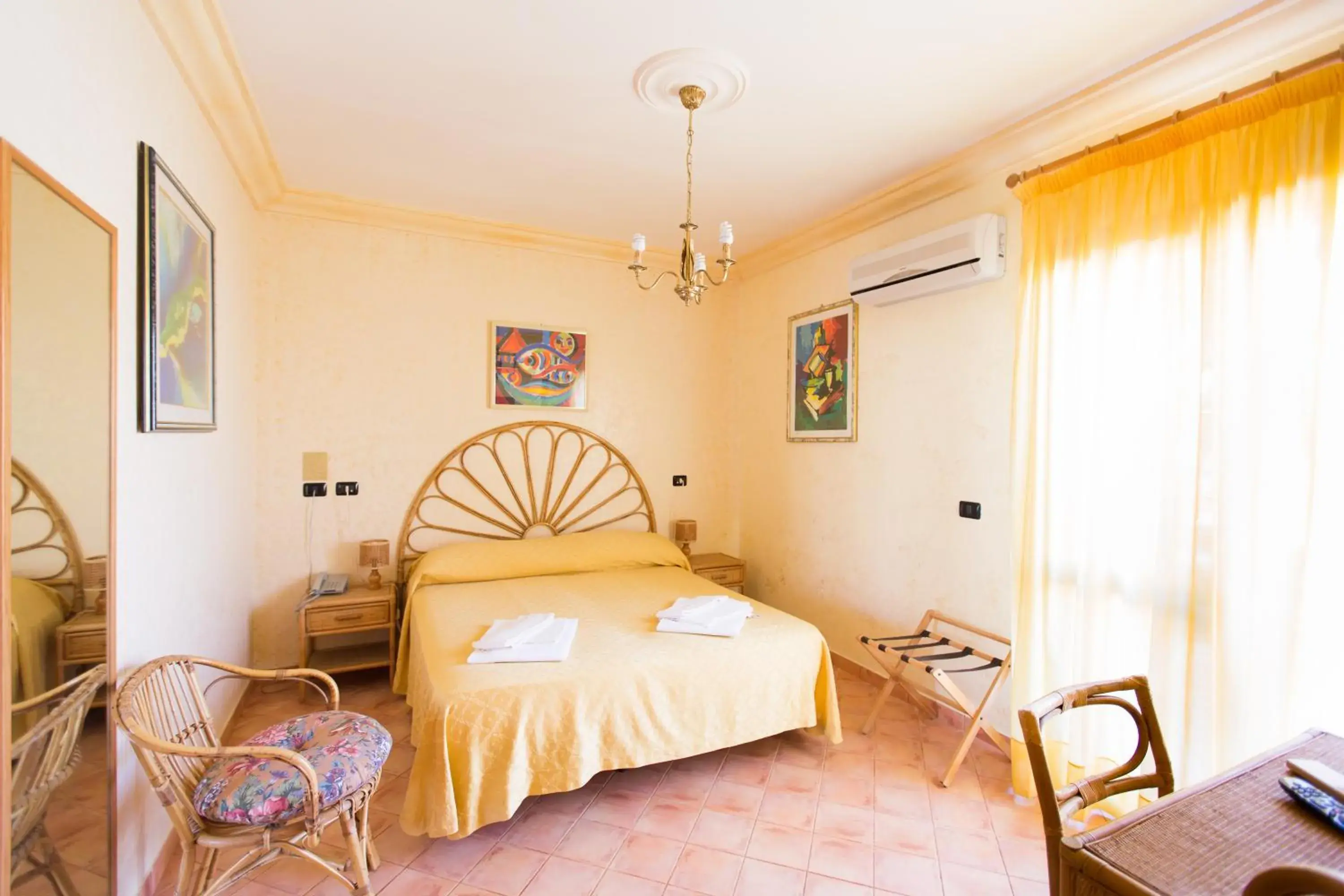 Bed in Triscinamare Hotel Residence