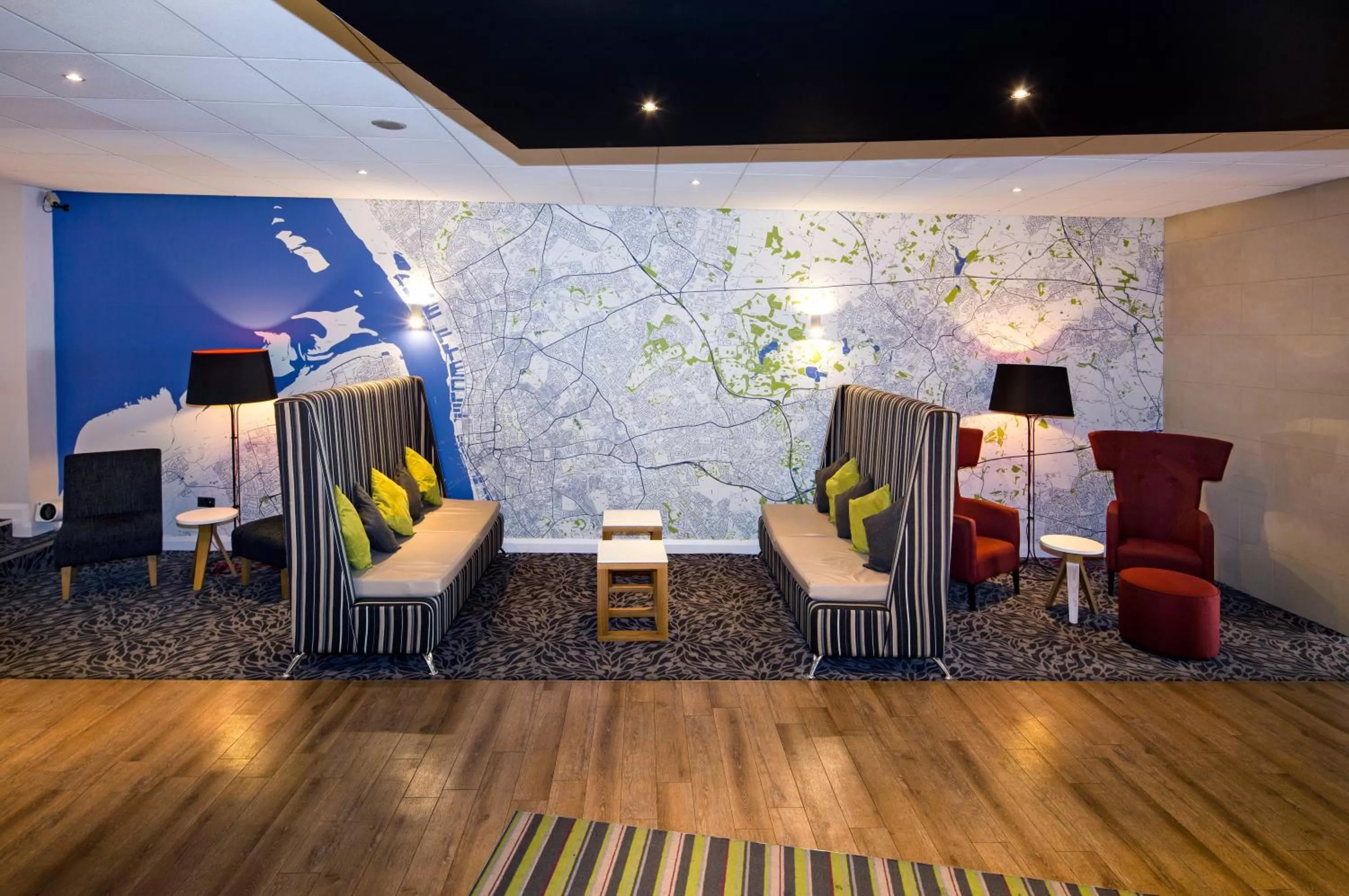 Lobby or reception in Holiday Inn Liverpool City Centre by IHG