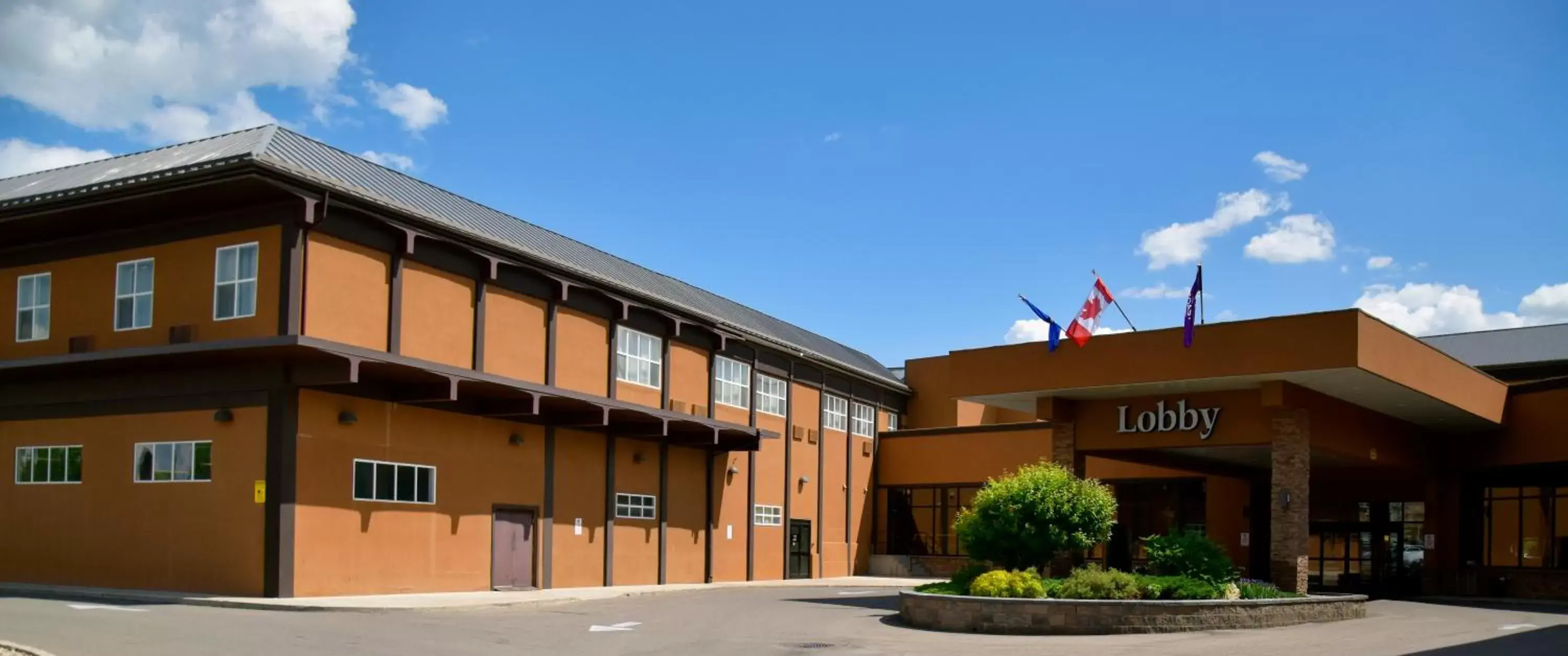 Property Building in Coast Lethbridge Hotel & Conference Centre