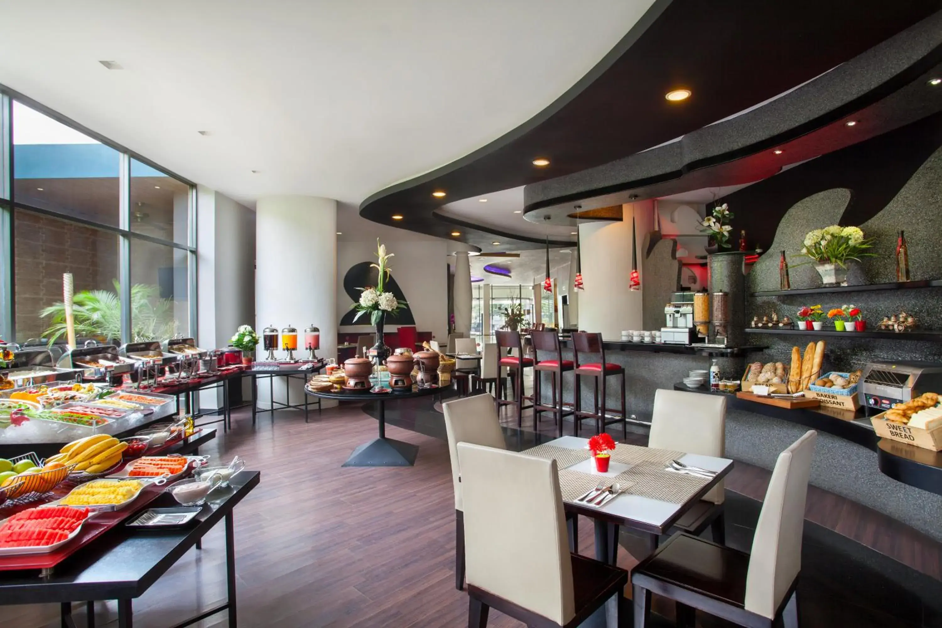 Restaurant/Places to Eat in Ibis Jakarta Arcadia Restaurant/Places to Eat in Ibis Jakarta Arcadia
