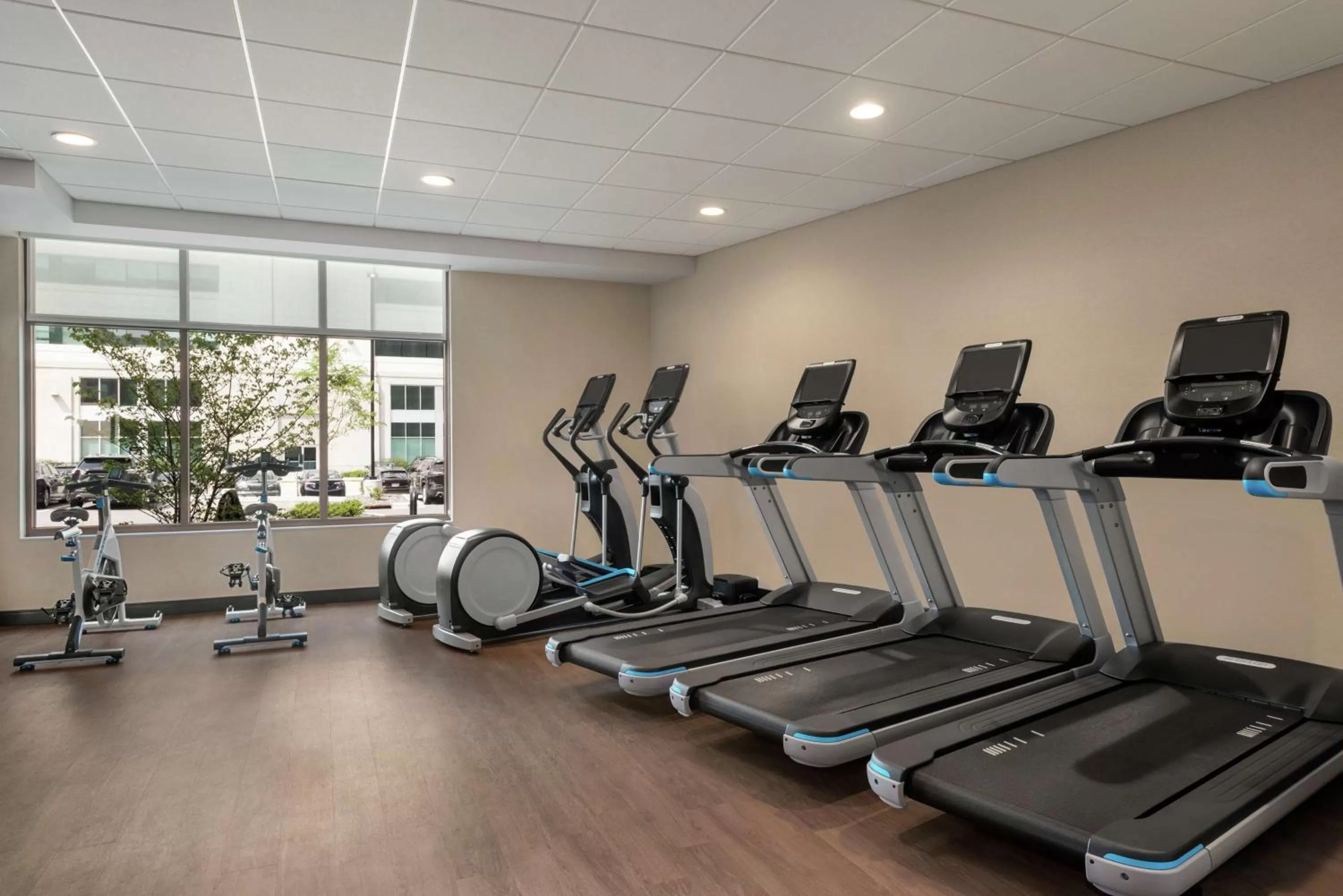Fitness centre/facilities in Home2 Suites By Hilton Madison Central Alliant Energy Center