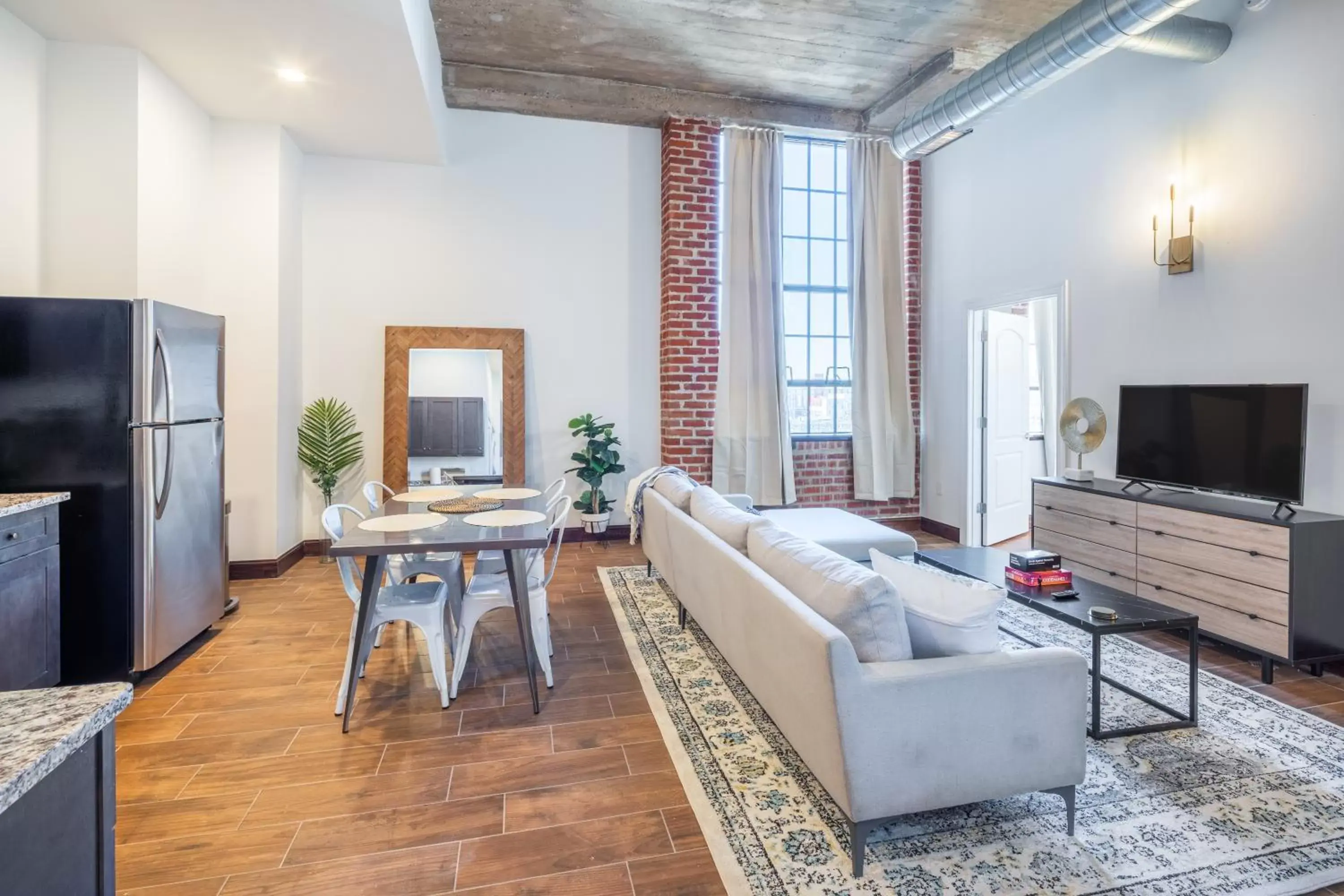 Penthouse Apartment in Sosuite at Independence Lofts - Callowhill