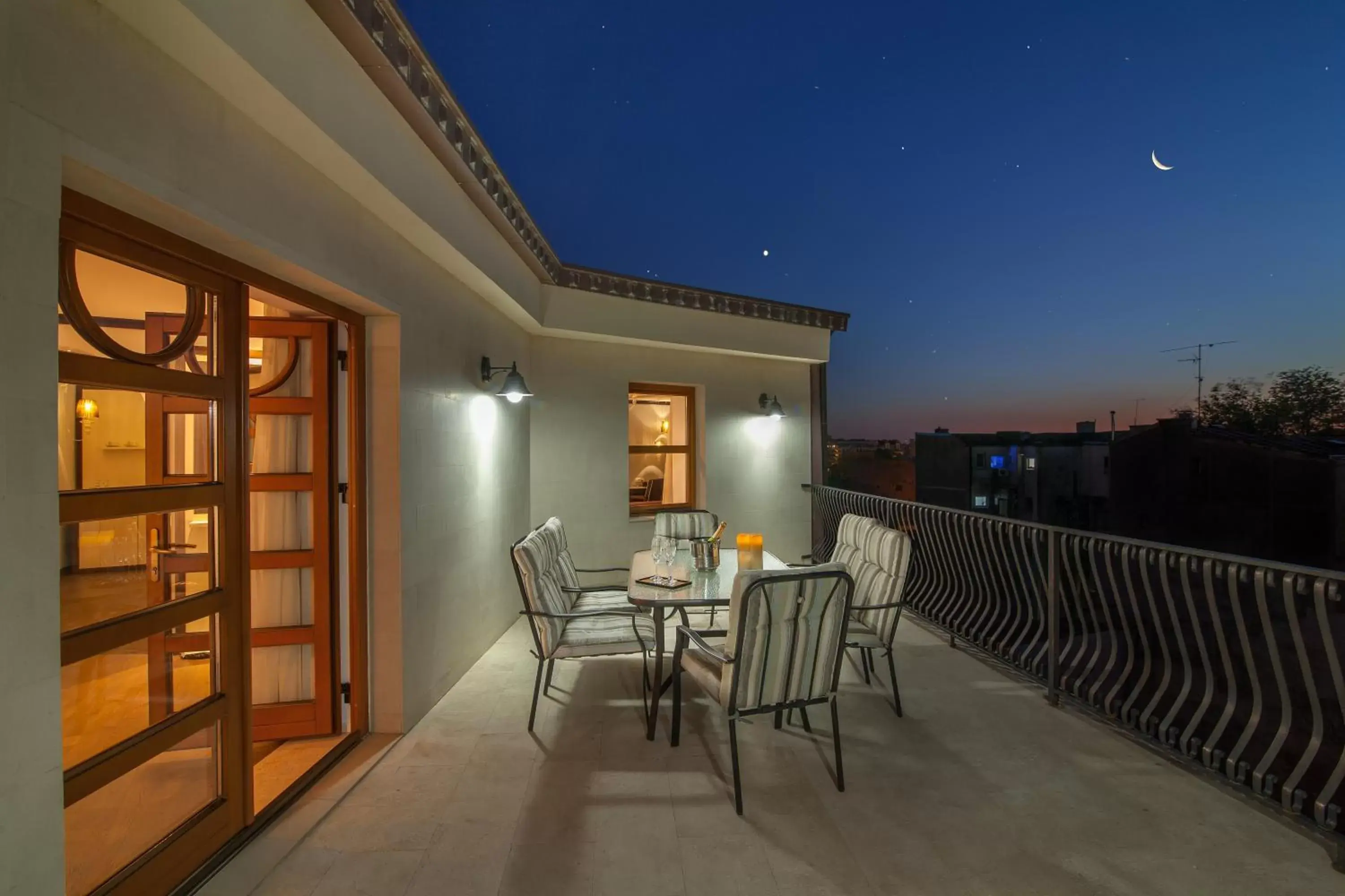 Night, Balcony/Terrace in Epoque Hotel - Relais & Chateaux