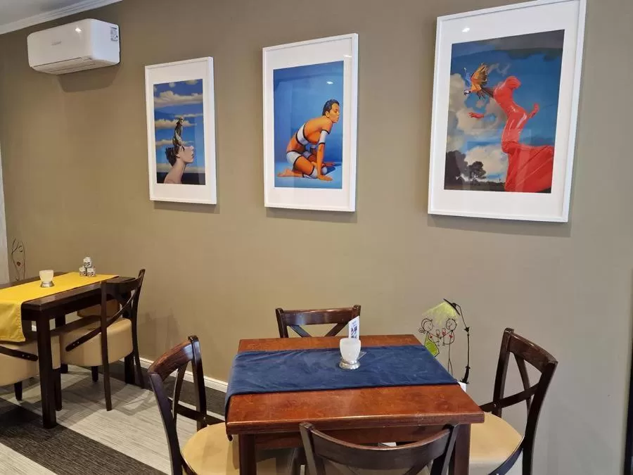 Lounge or bar in artHOTEL Bremen