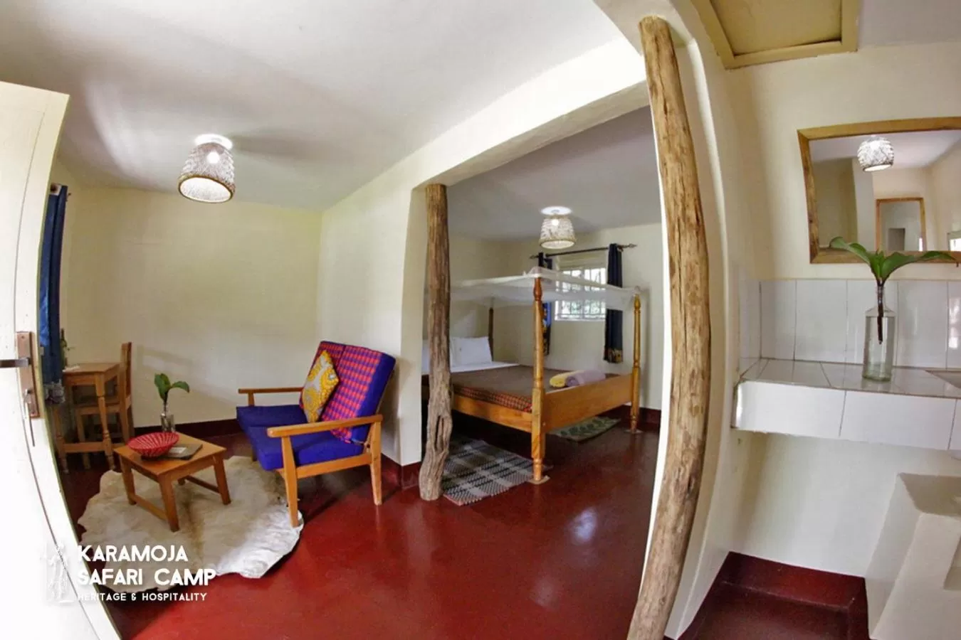 Living room in Kara-Tunga Safari Camp