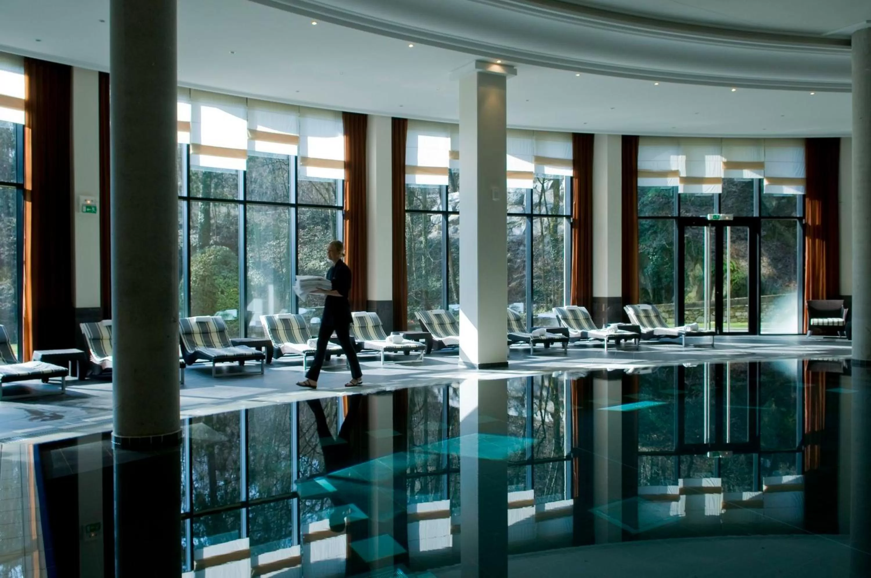Swimming pool in Hotel & Spa Le Pavillon
