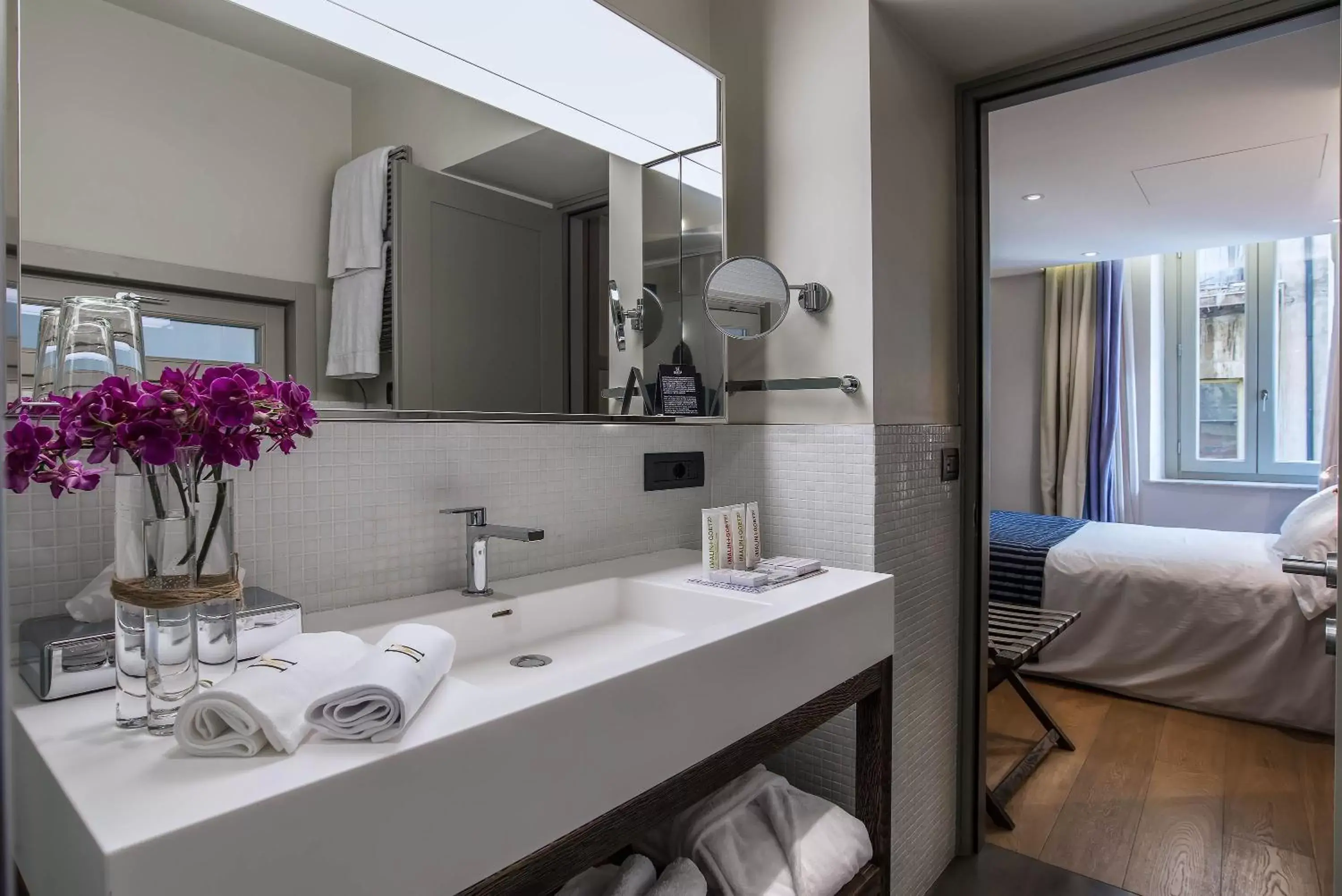 Bathroom in Hotel Martis Palace
