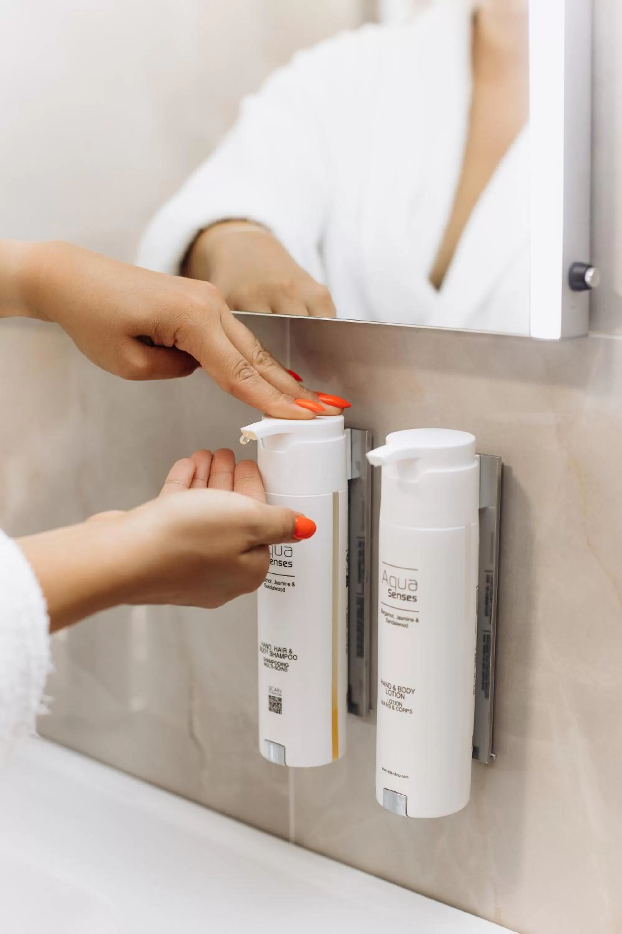 Shower in Eduard Hotel