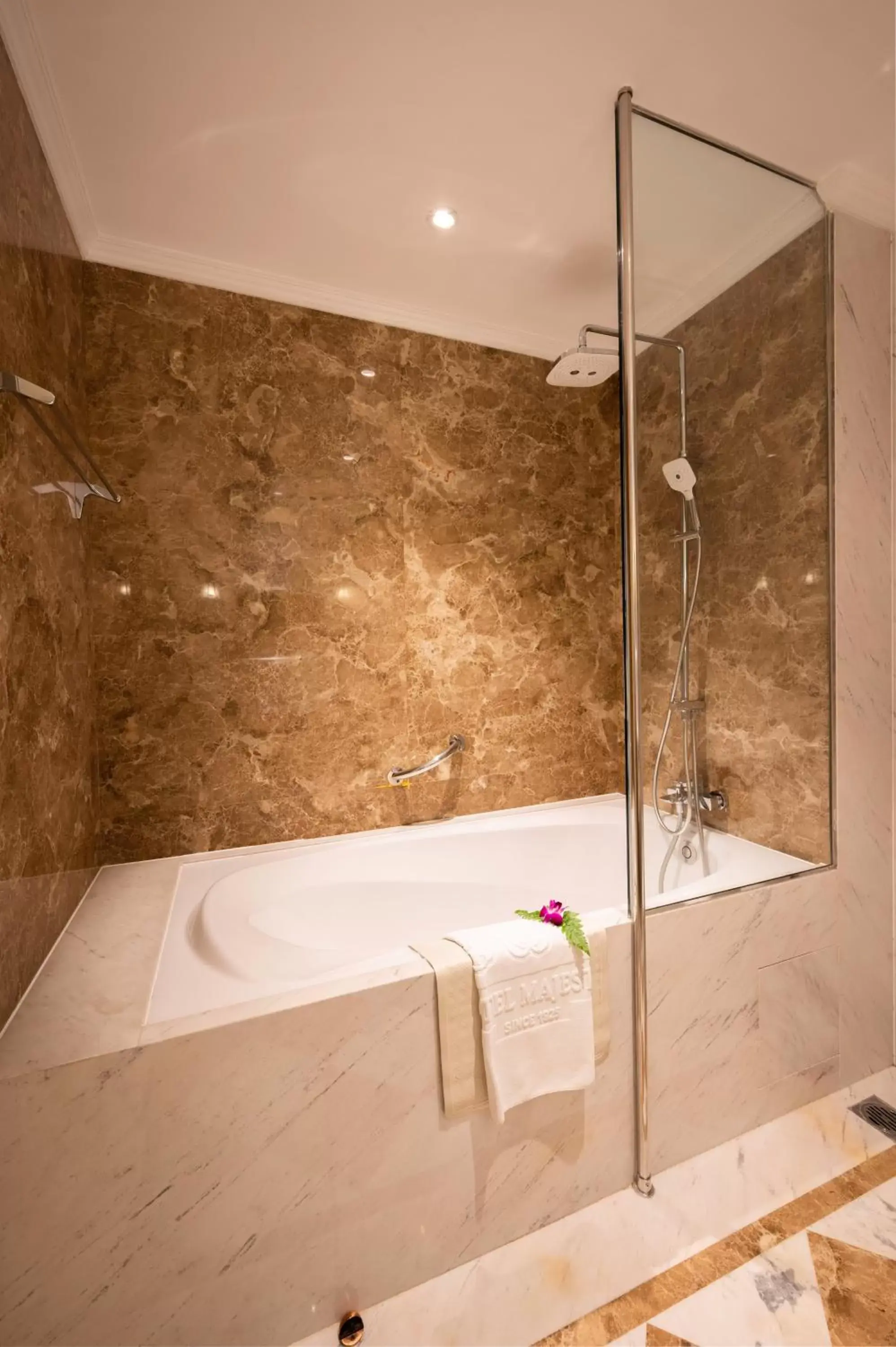 Shower, Bathroom in Hotel Majestic Saigon