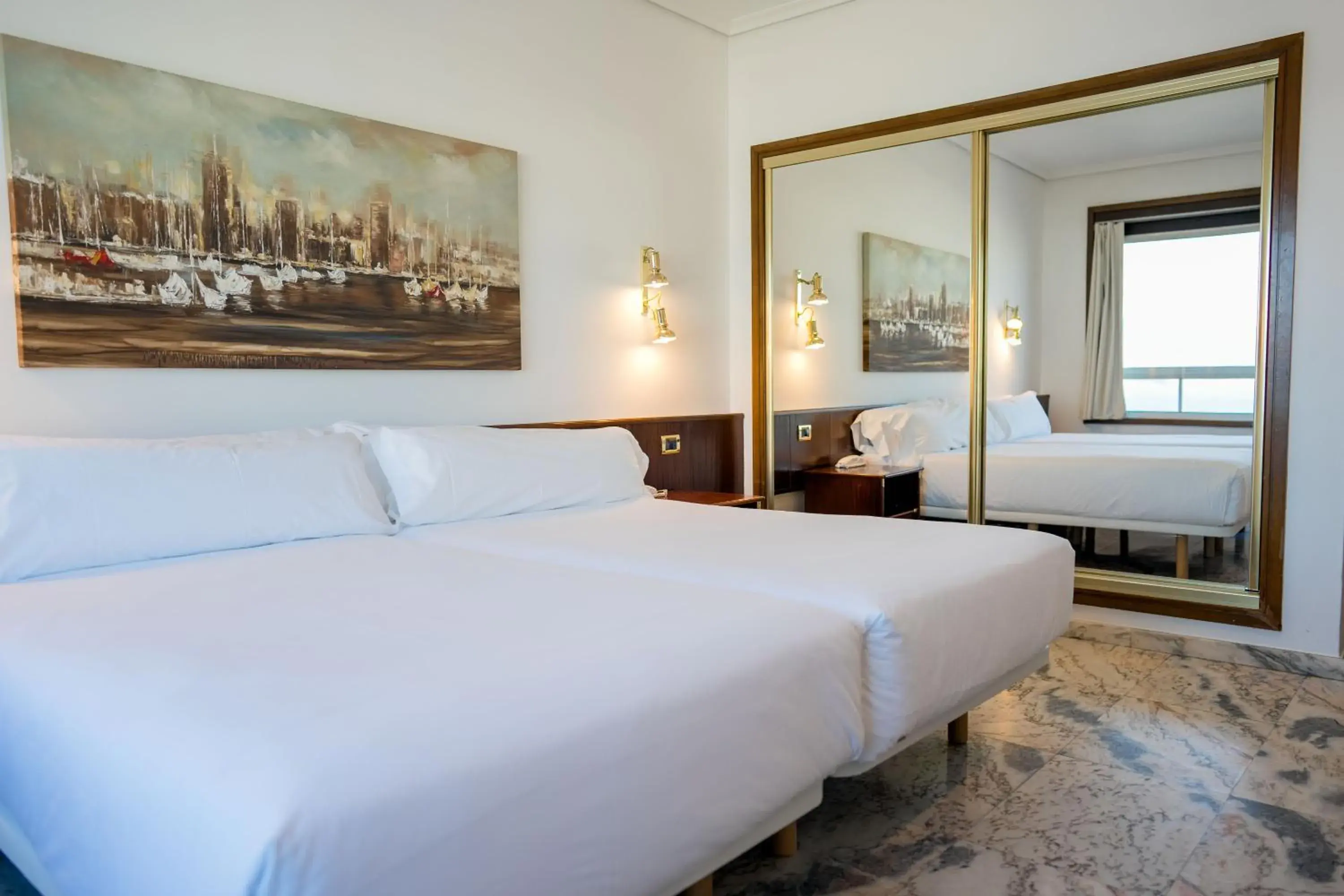 Bedroom, Bed in Sercotel Hotel Bahia de Vigo
