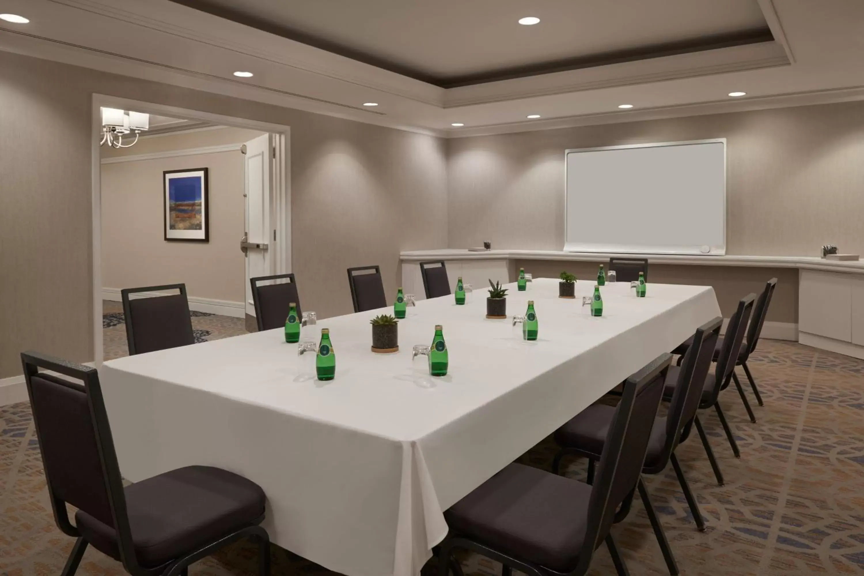 Meeting/conference room in Sheraton Parkway Toronto North Hotel & Suites