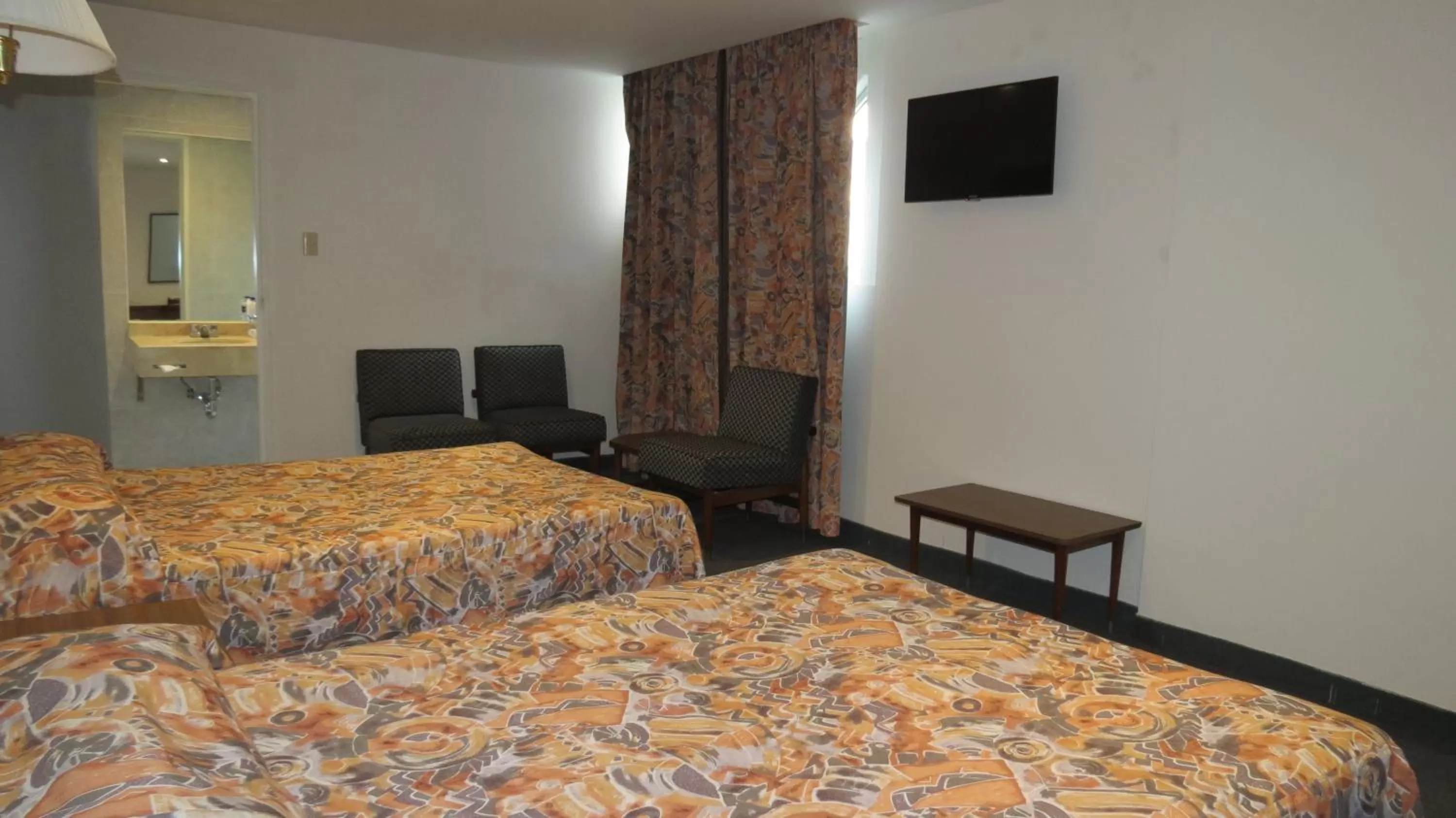 Bedroom, Bed in Hotel Sevilla