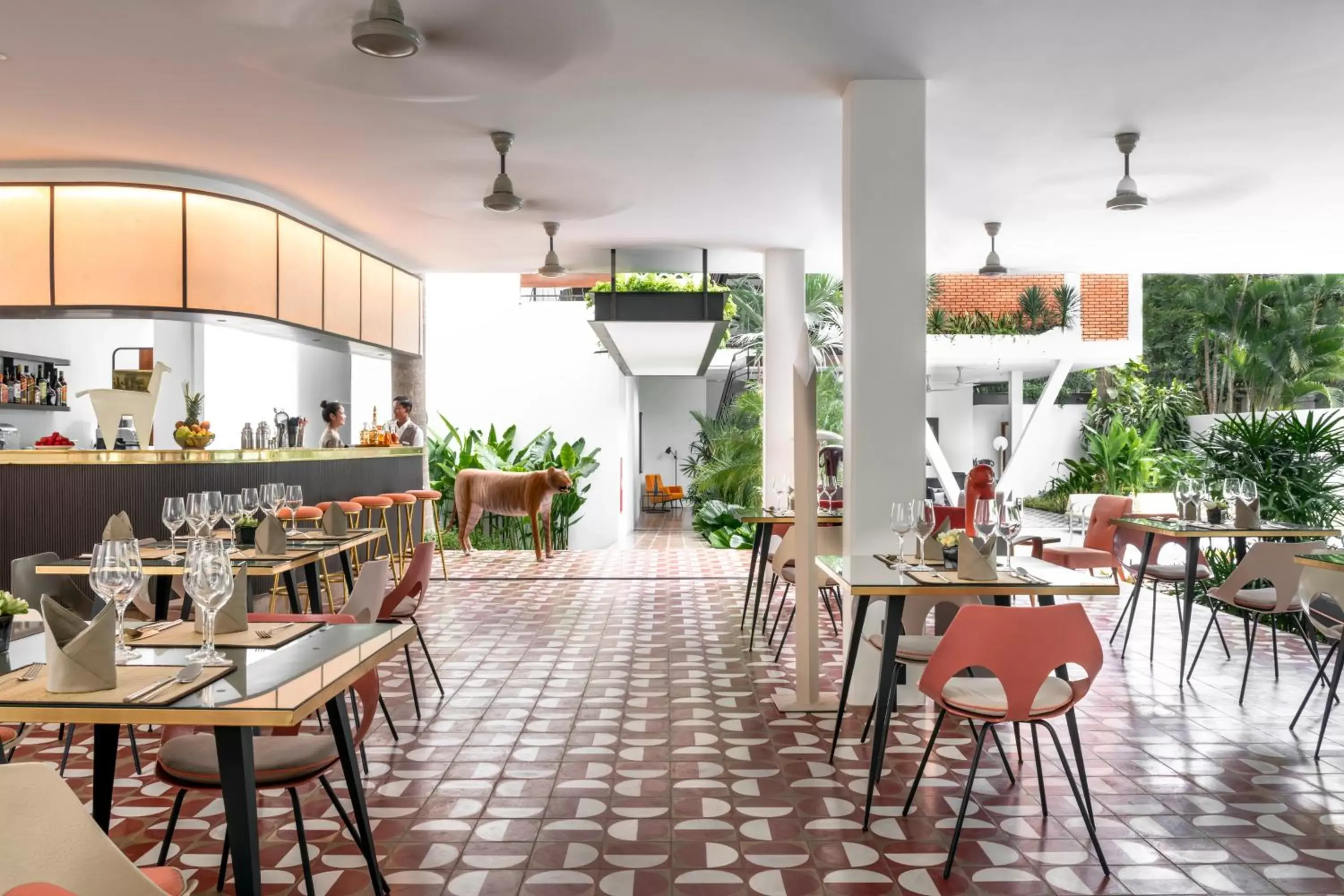 Restaurant/places to eat in Viroth's Villa Restaurant/places to eat in Viroth's Villa