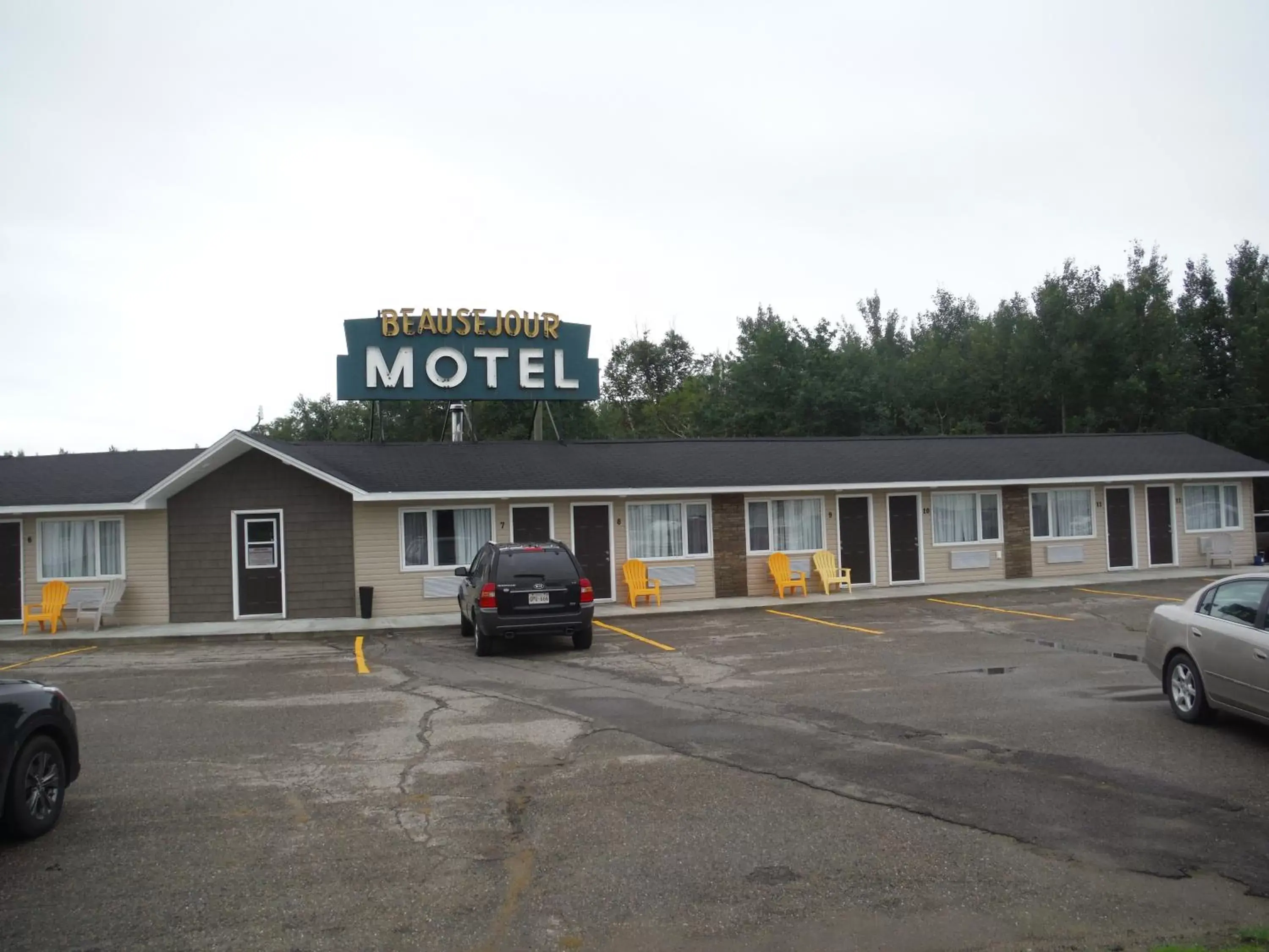 Facade/entrance, Property Building in Motel Beausejour