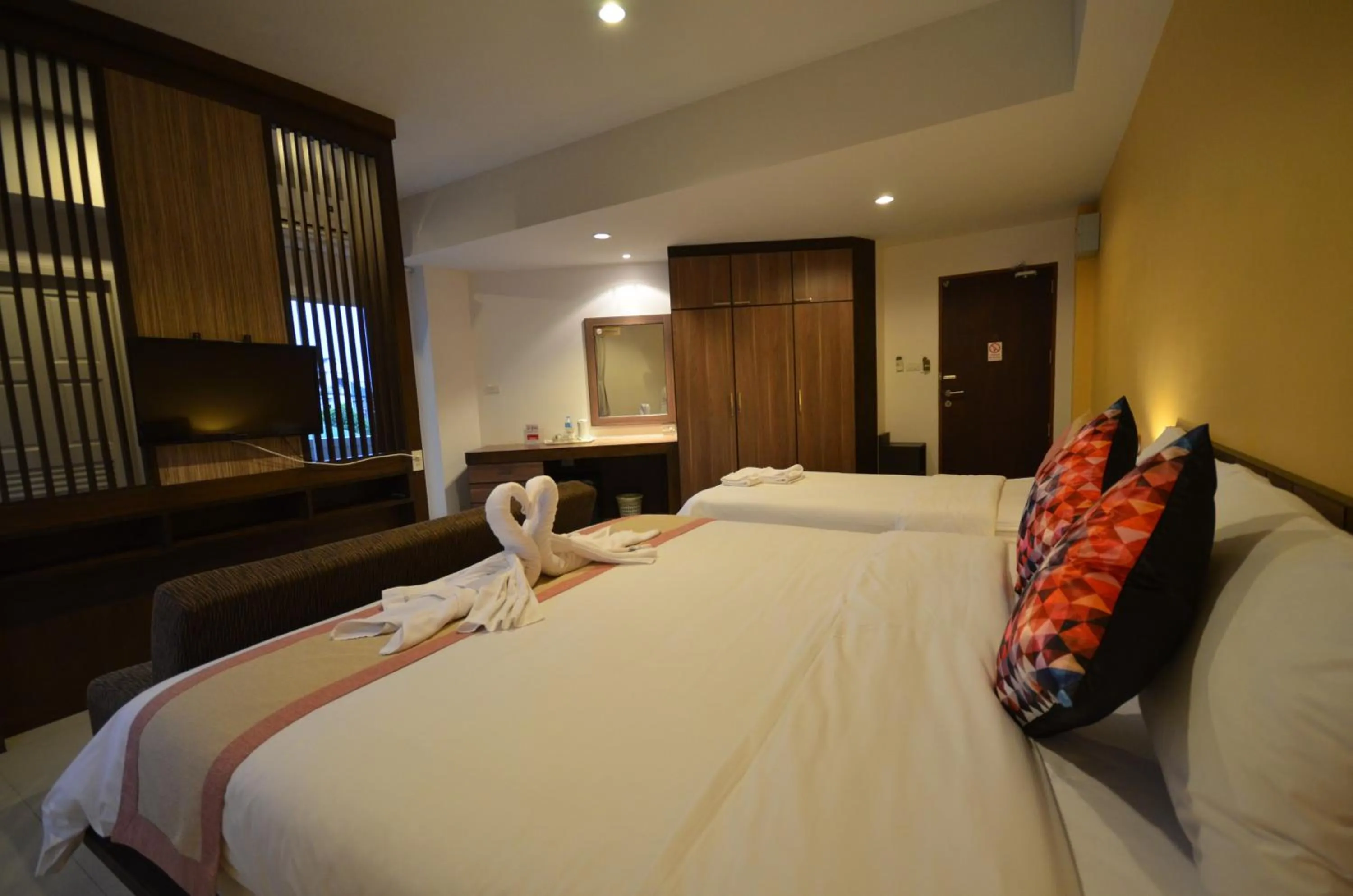 Photo of the whole room, Bed in Cool Residence Hotel