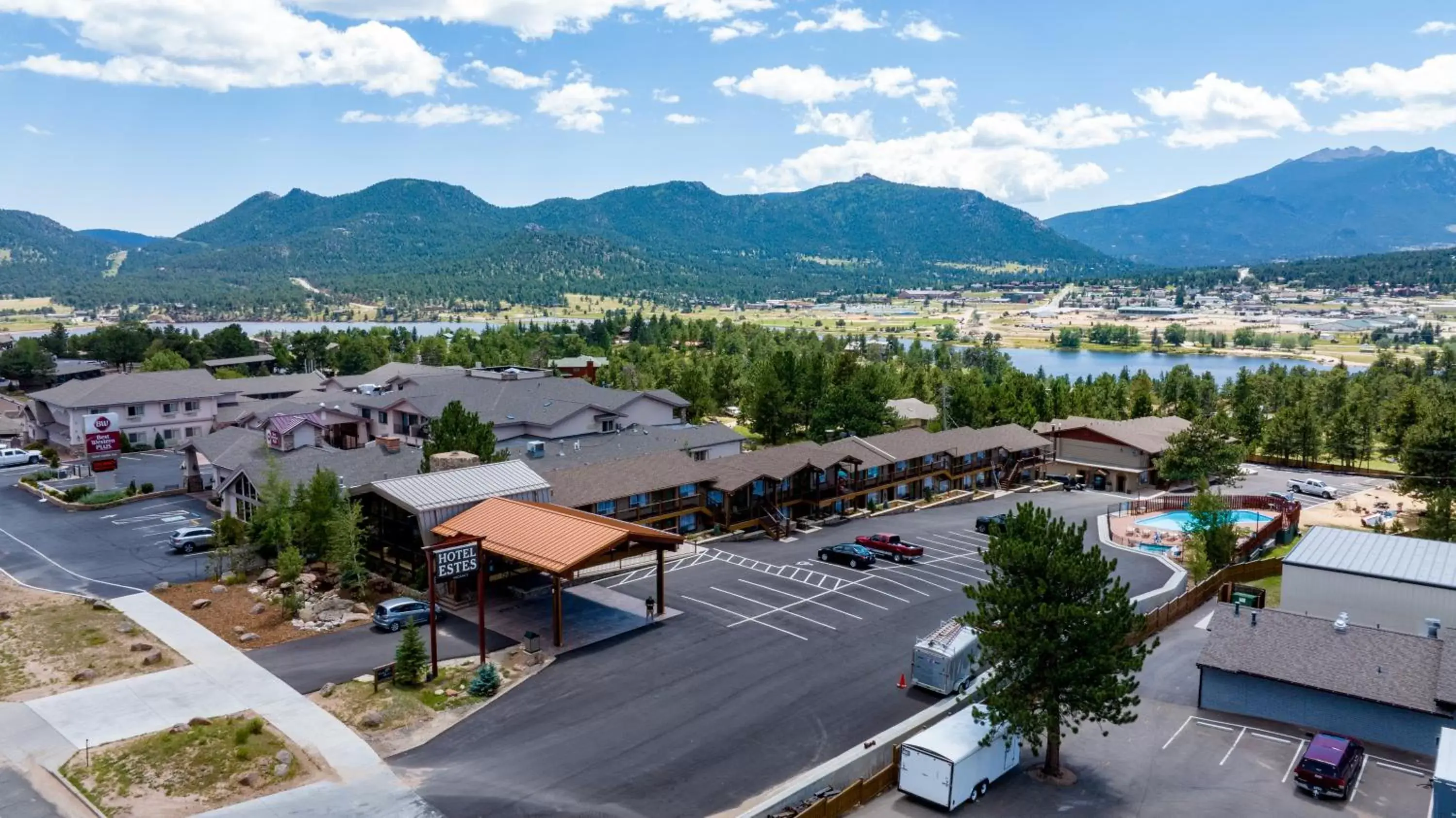 Mountain View in Hotel Estes