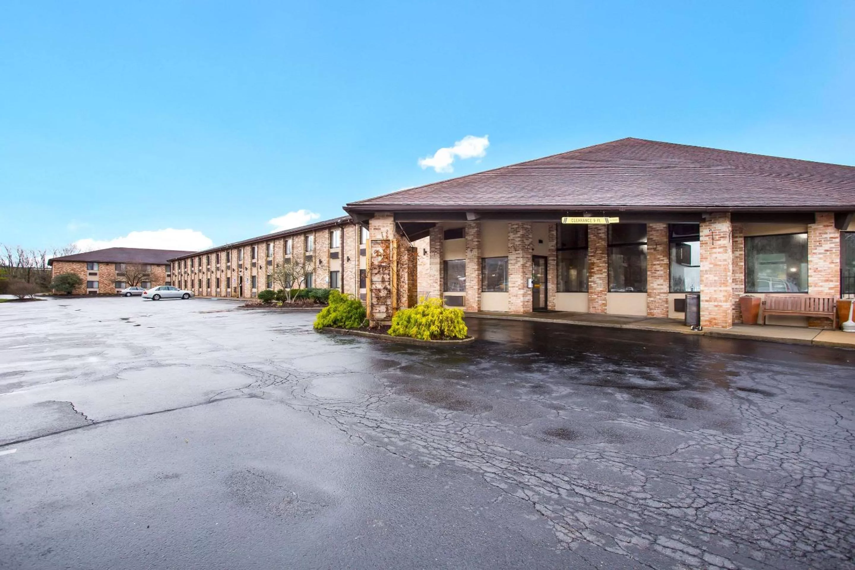 Property building in Quality Inn