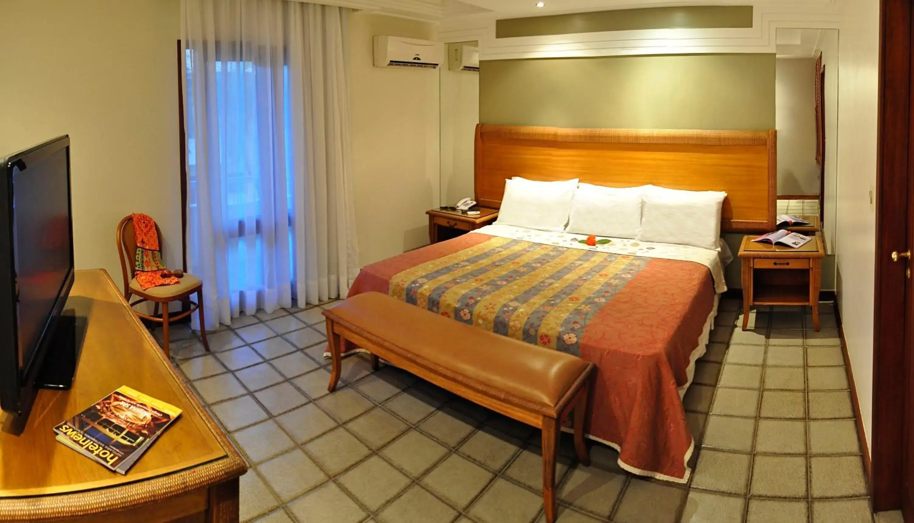 Bed in Sunshine Praia Hotel