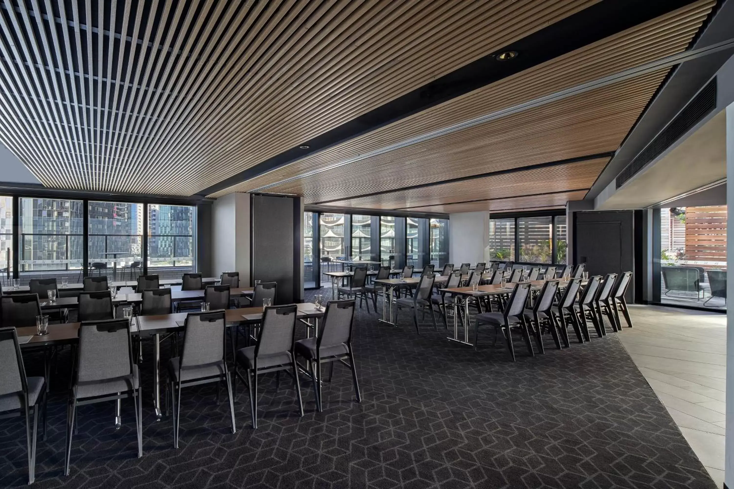 Meeting/conference room, Restaurant/Places to Eat in Four Points by Sheraton Melbourne Docklands
