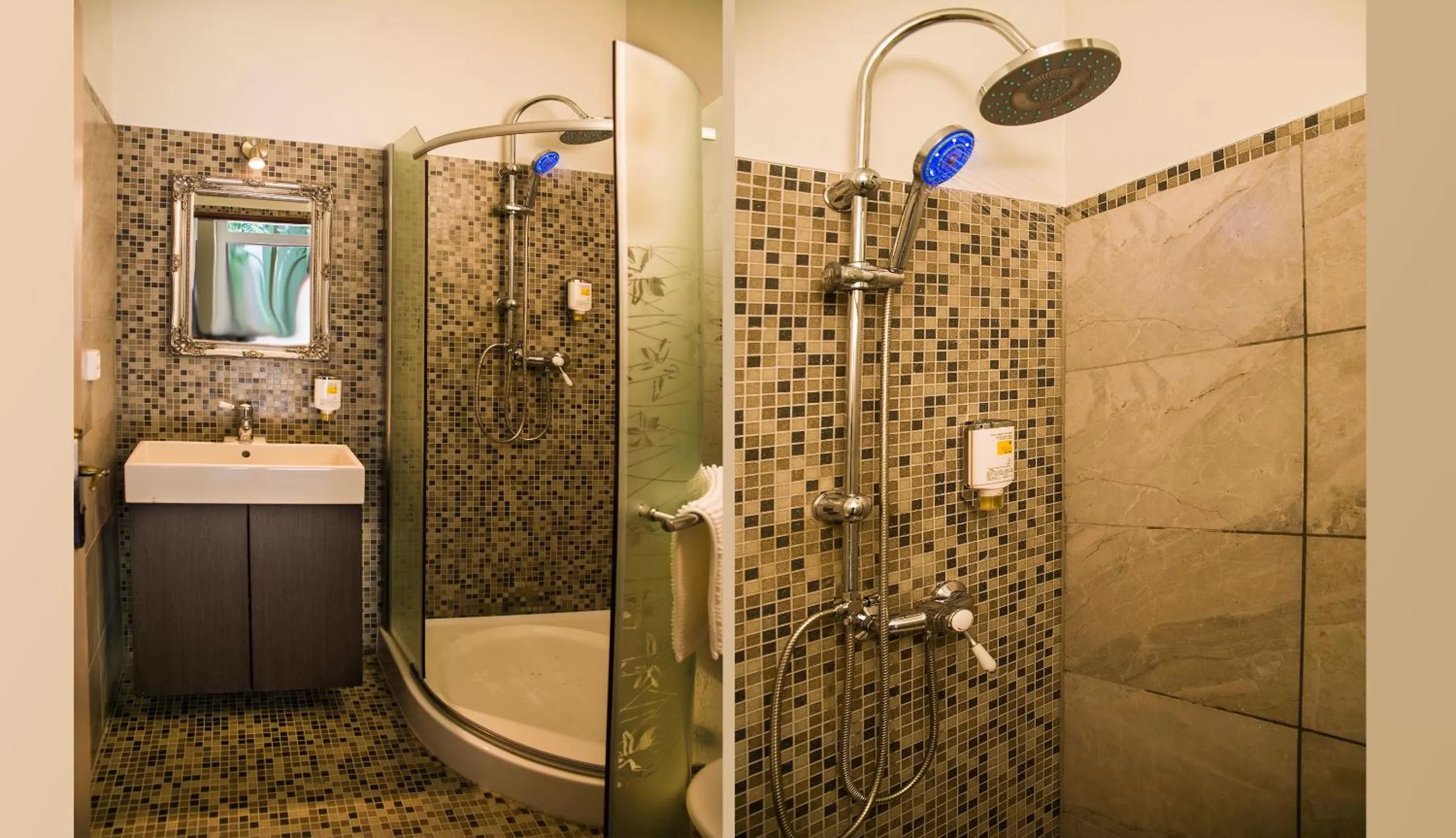 Bathroom in Dům U pikové desítky