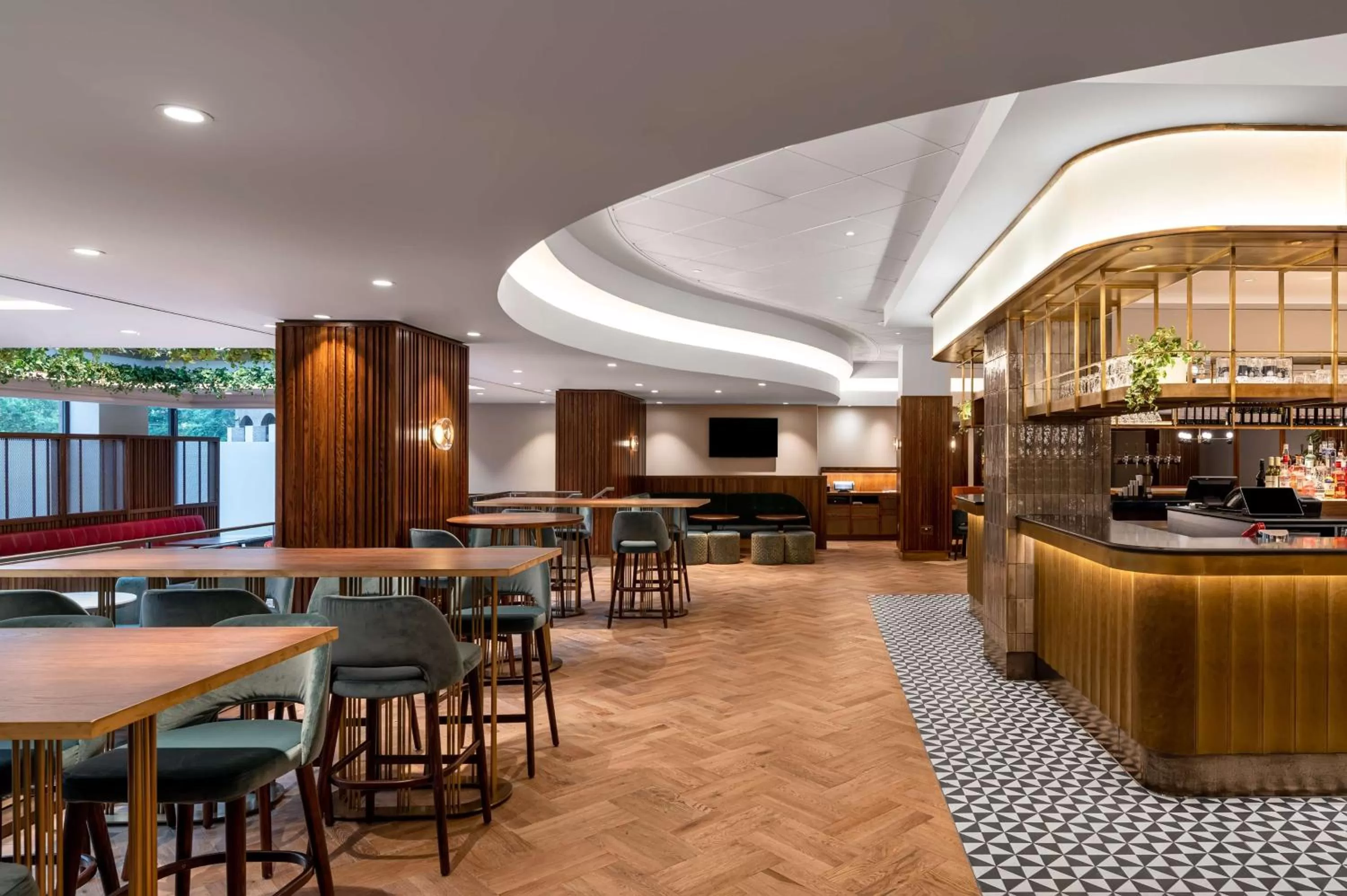 Restaurant/places to eat in Hilton Birmingham Metropole Hotel