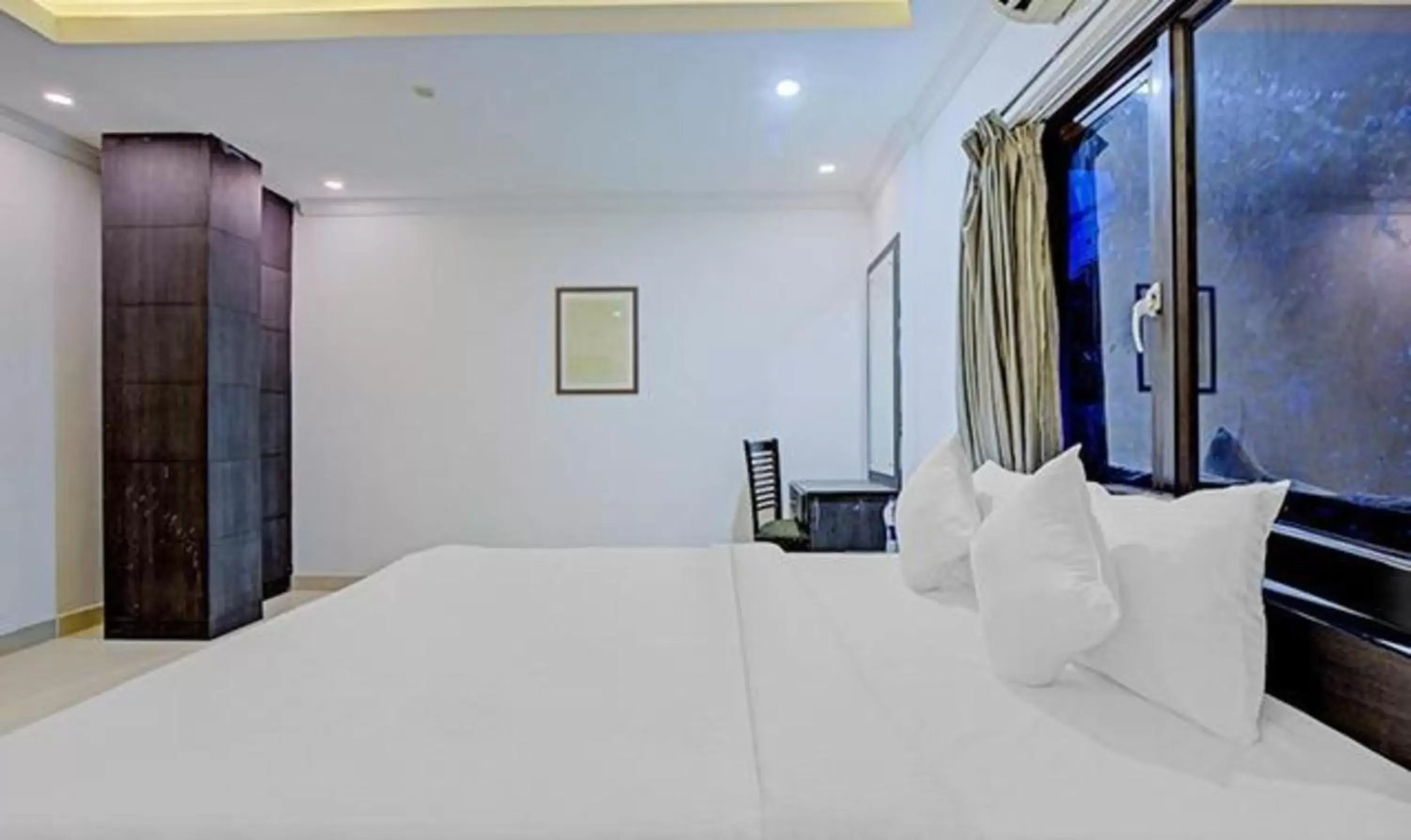 Photo of the whole room, Bed in FabHotel Skyry Photo of the whole room, Bed in FabHotel Skyry