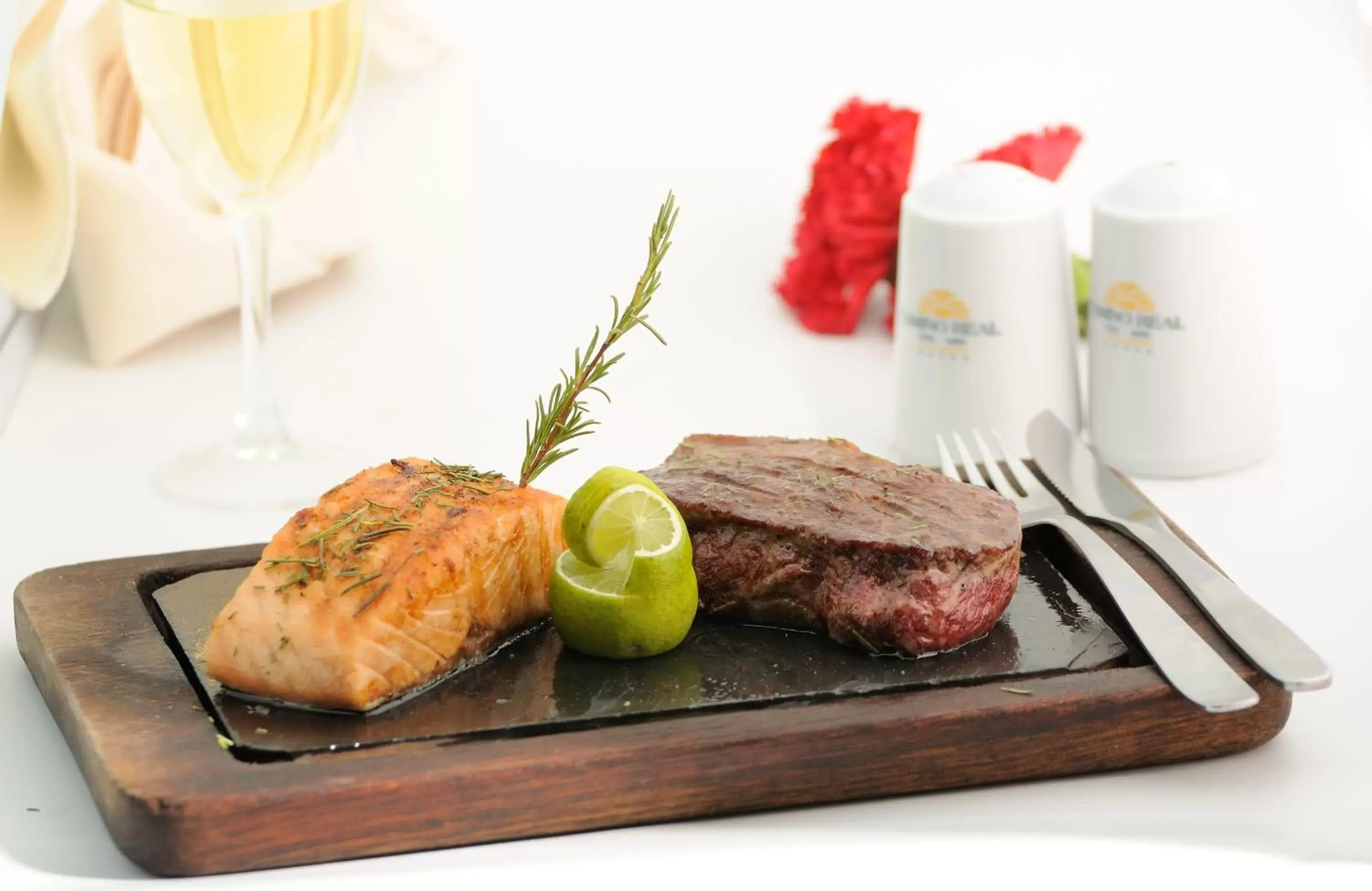 Food in Suites Camino Real Food in Suites Camino Real