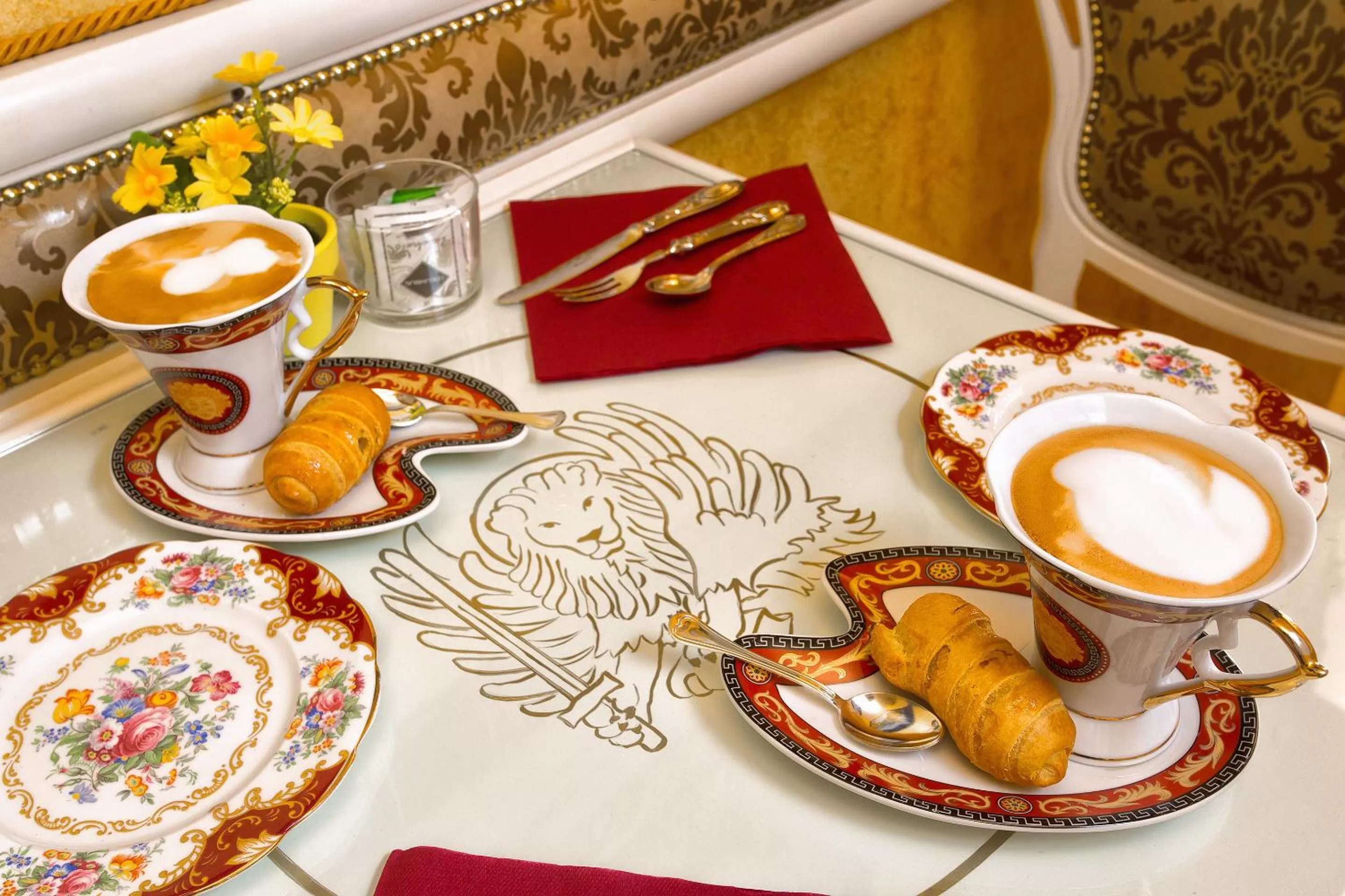 Lounge or bar, Breakfast in Scalon del Doge