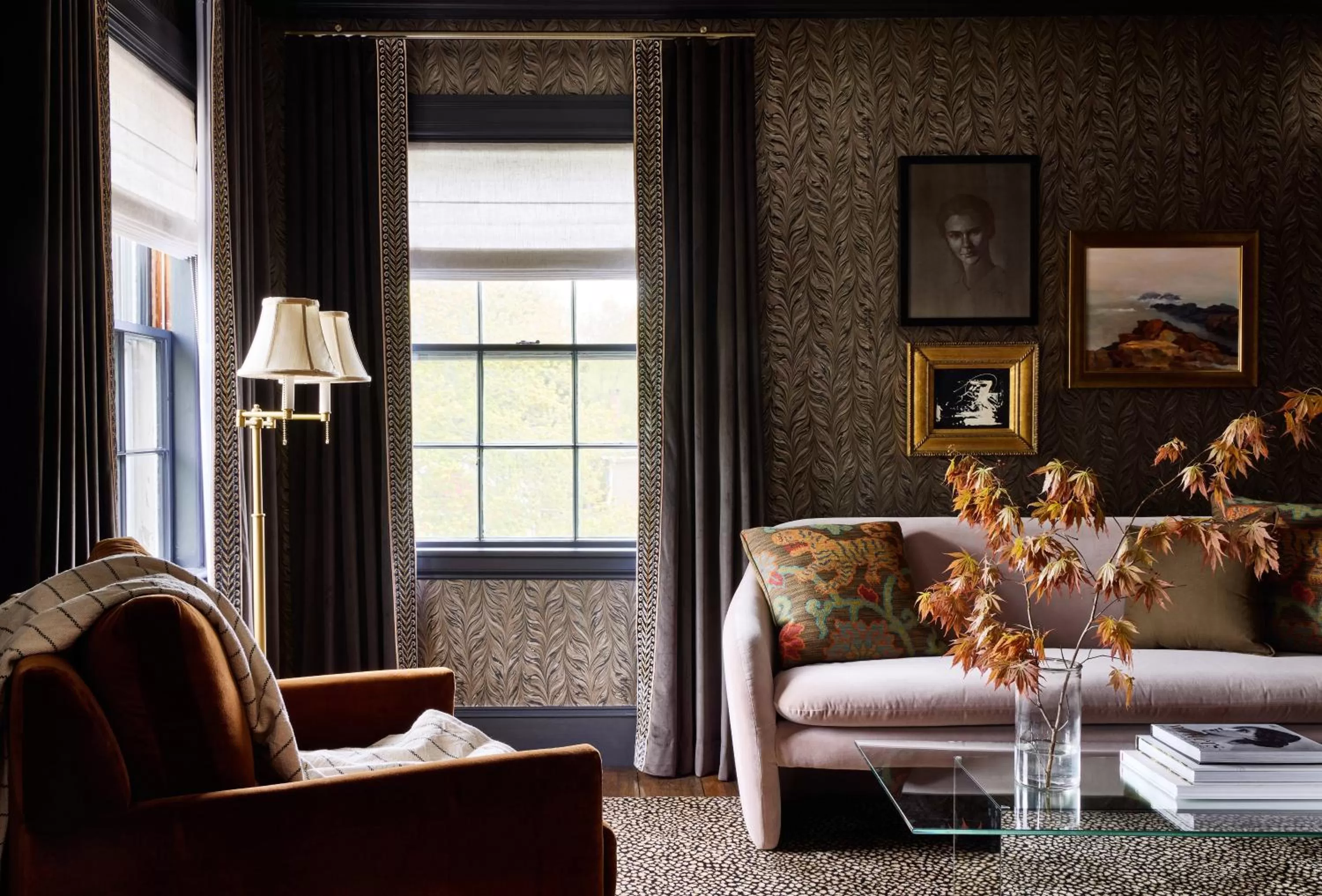 Seating area in Kennebunkport Captains Collection