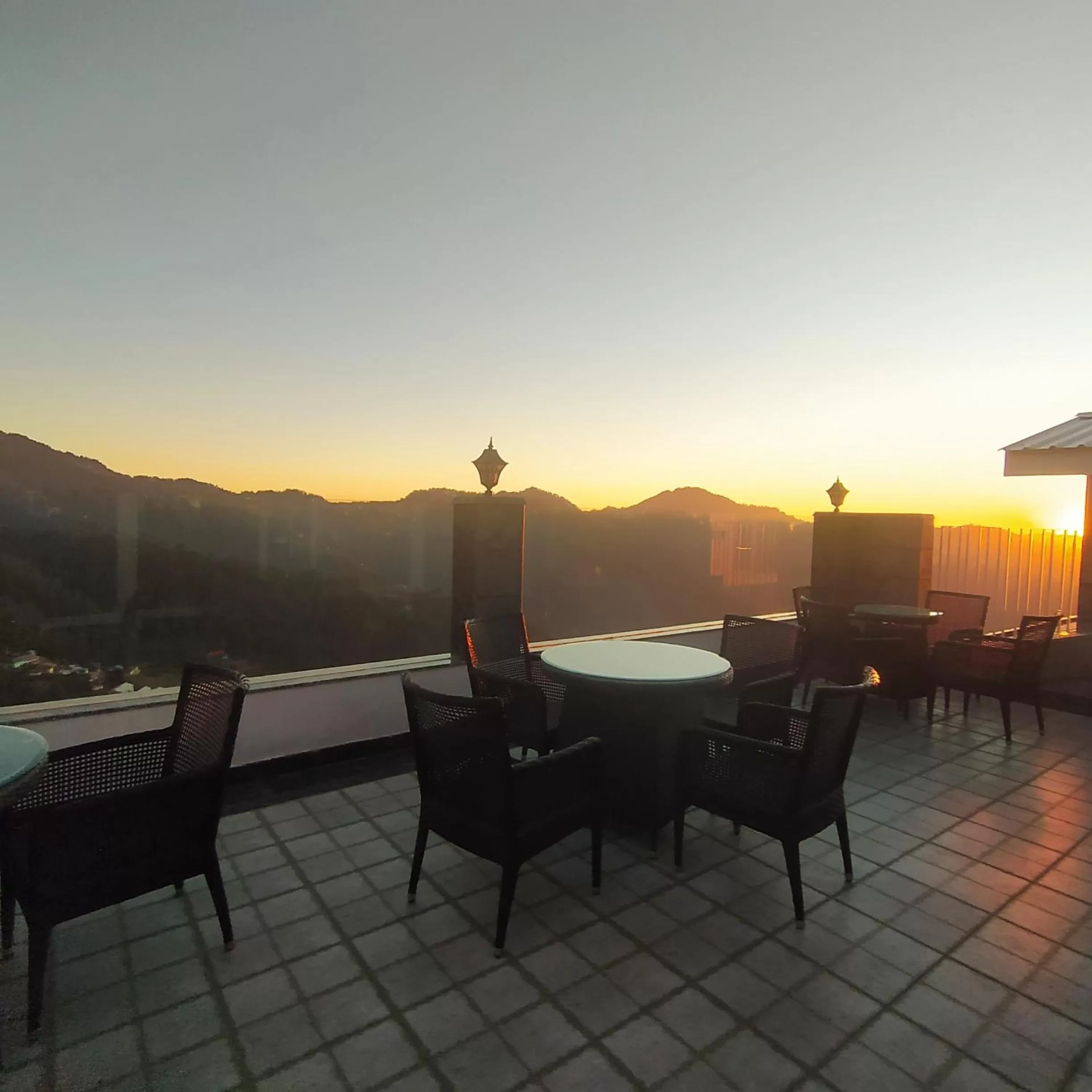 Mountain view in The Retreat Mashobra, Shimla