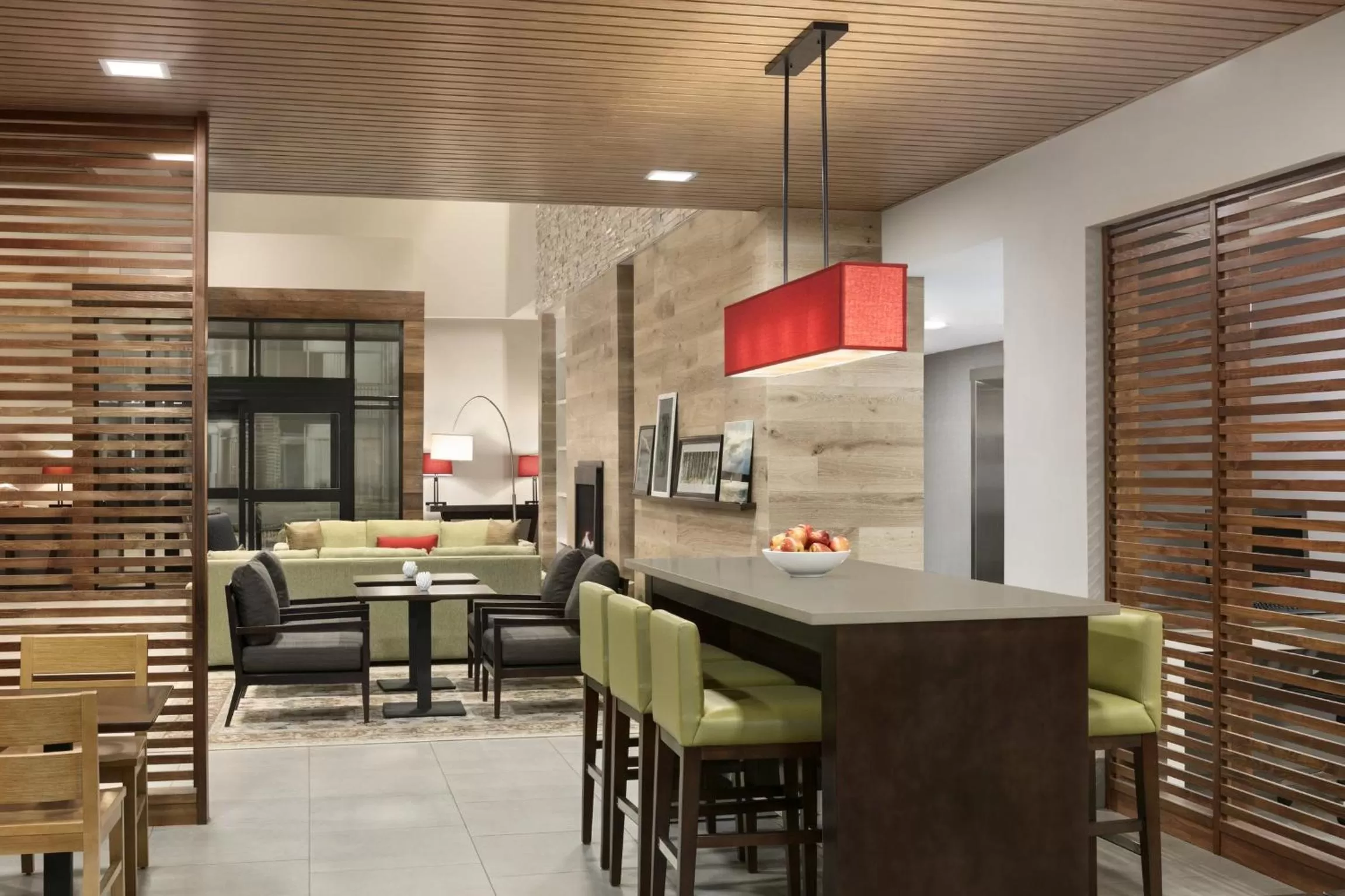 Lobby or reception in Country Inn & Suites by Radisson, Charlottesville-UVA, VA