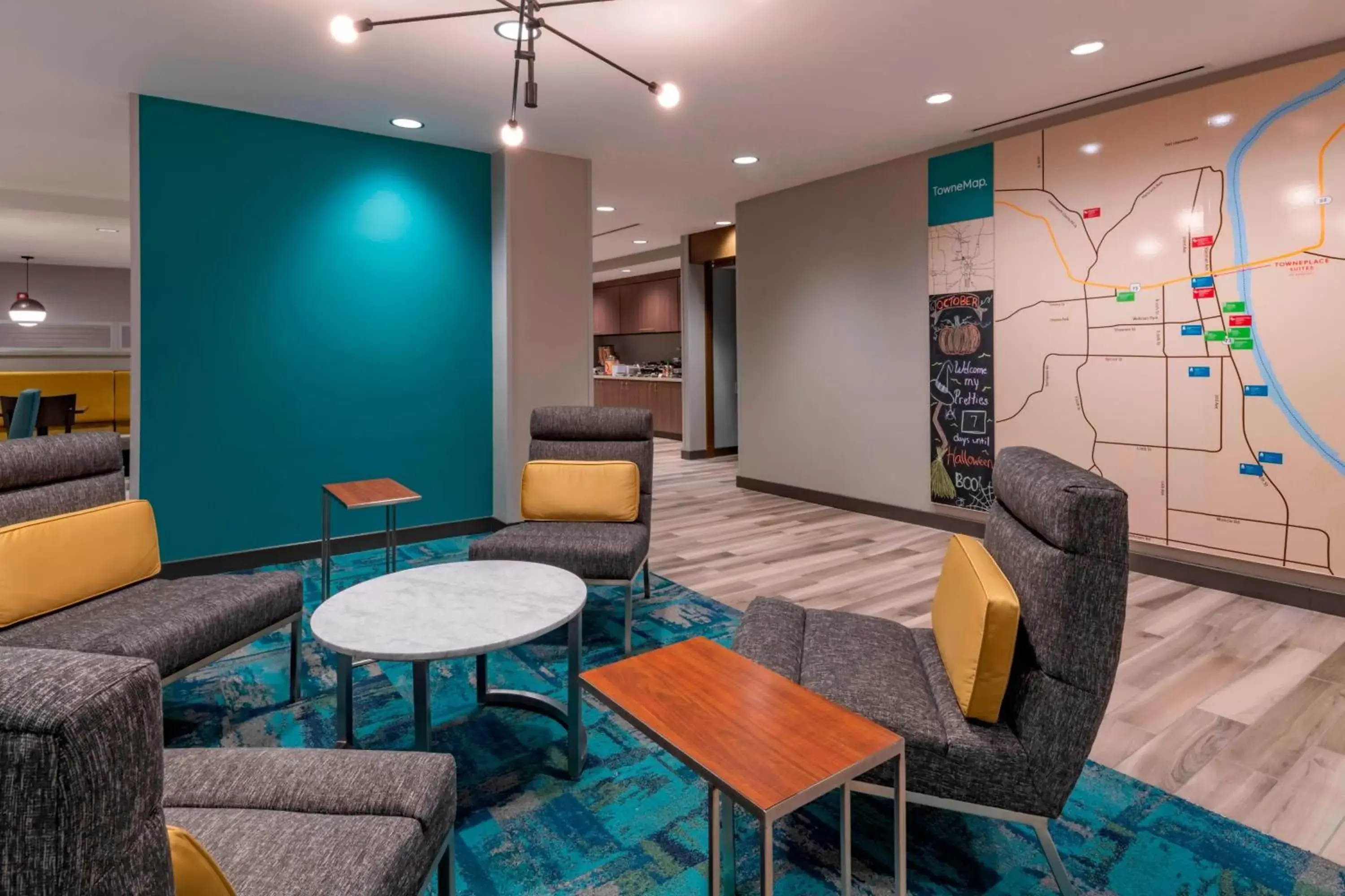 Location, Seating Area in TownePlace Suites by Marriott Leavenworth