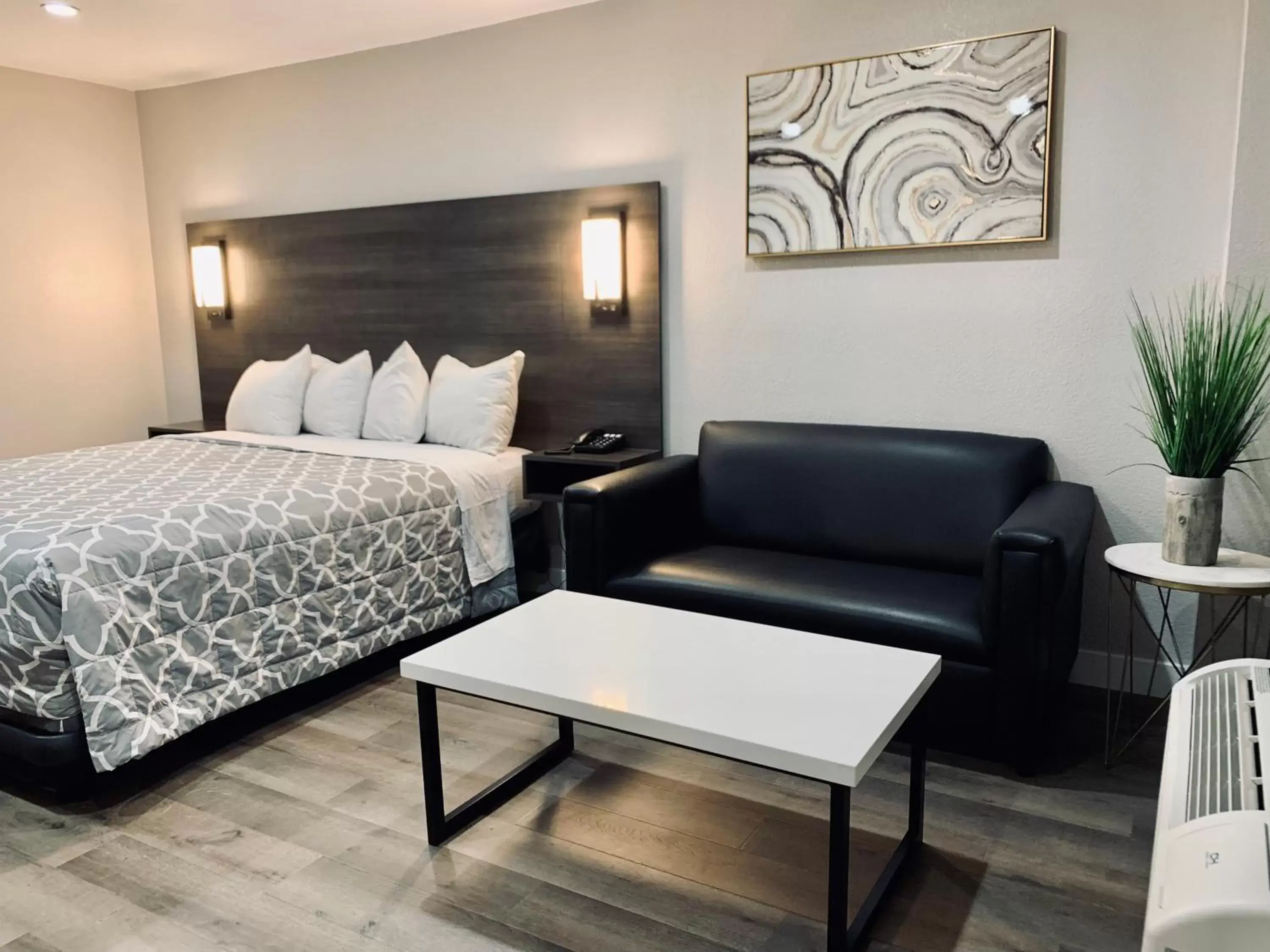 Bed in Sakura Inn Bed in Sakura Inn