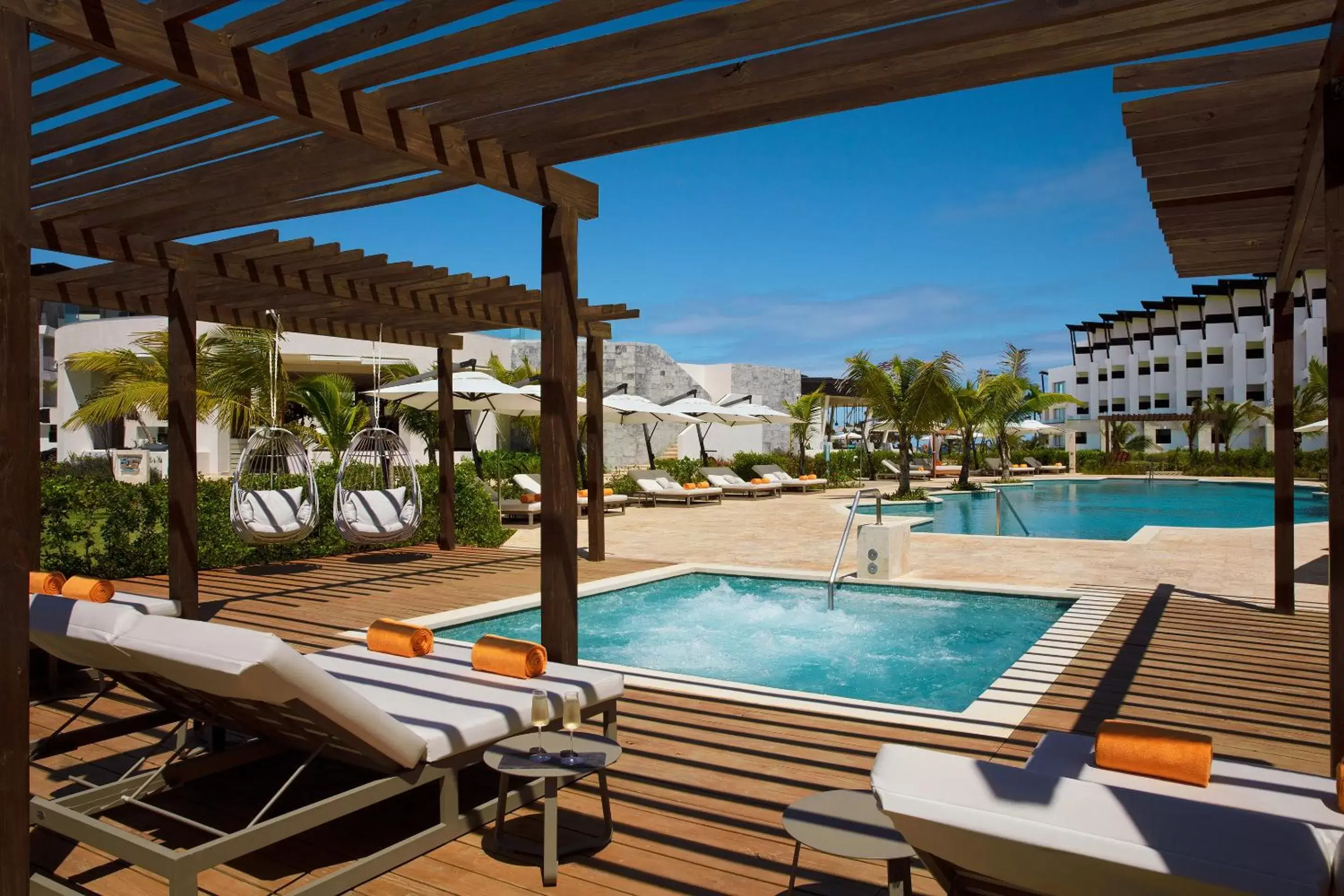Swimming pool in Dreams Macao Beach Punta Cana