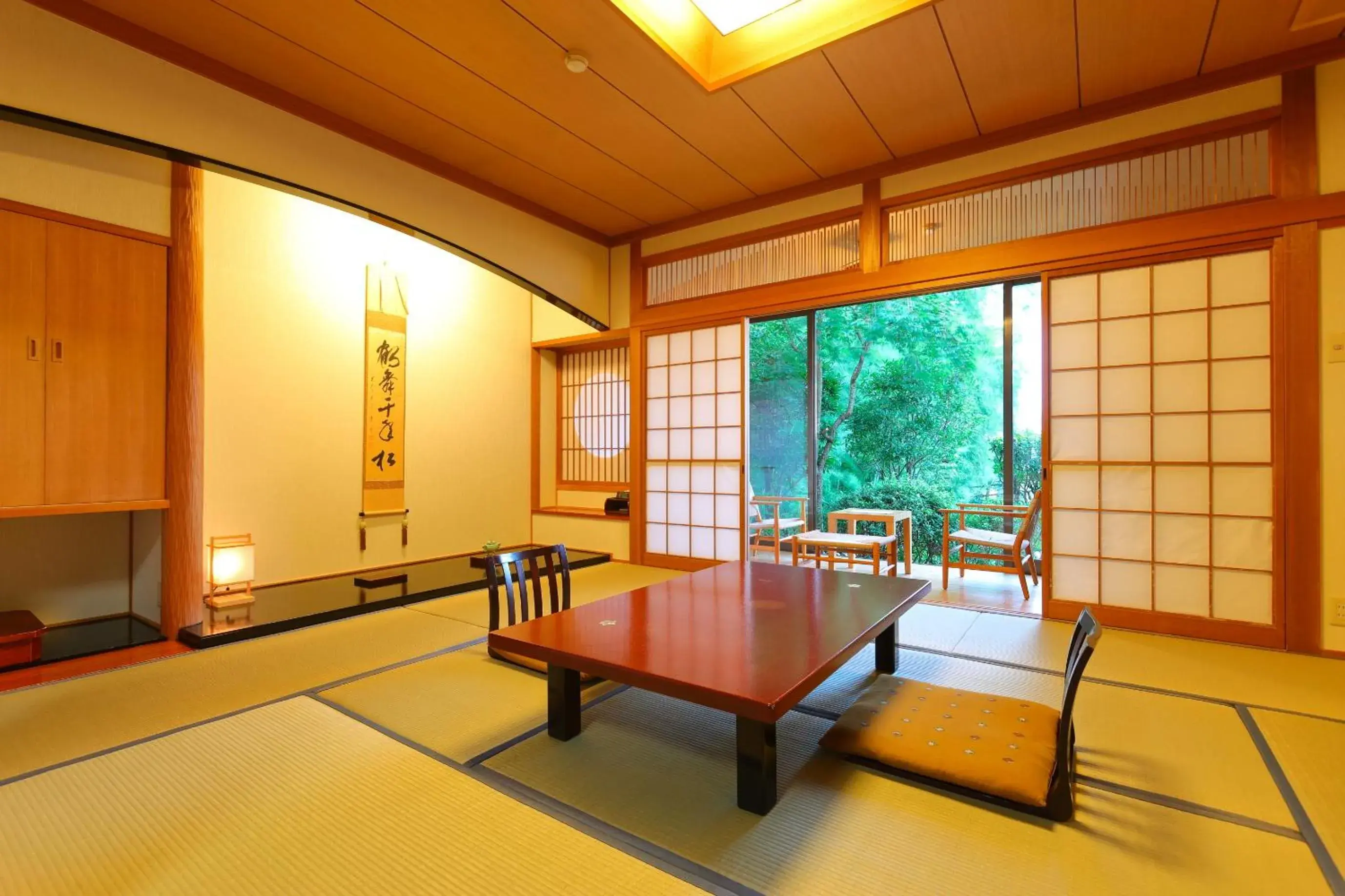 Photo of the whole room, Seating Area in Satsuki Bessou Ryokan
