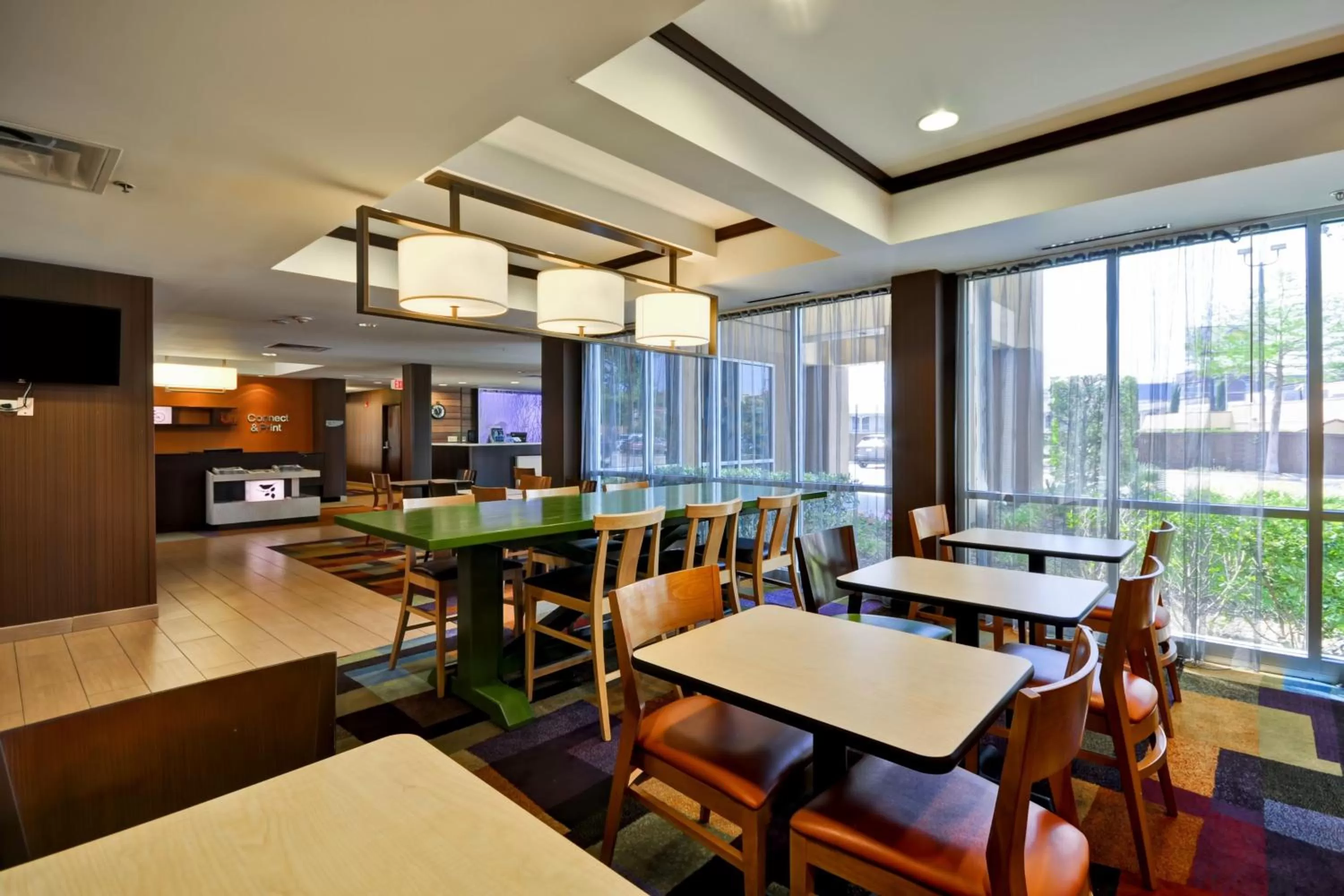 Breakfast in Fairfield Inn & Suites Dallas Medical/Market Center