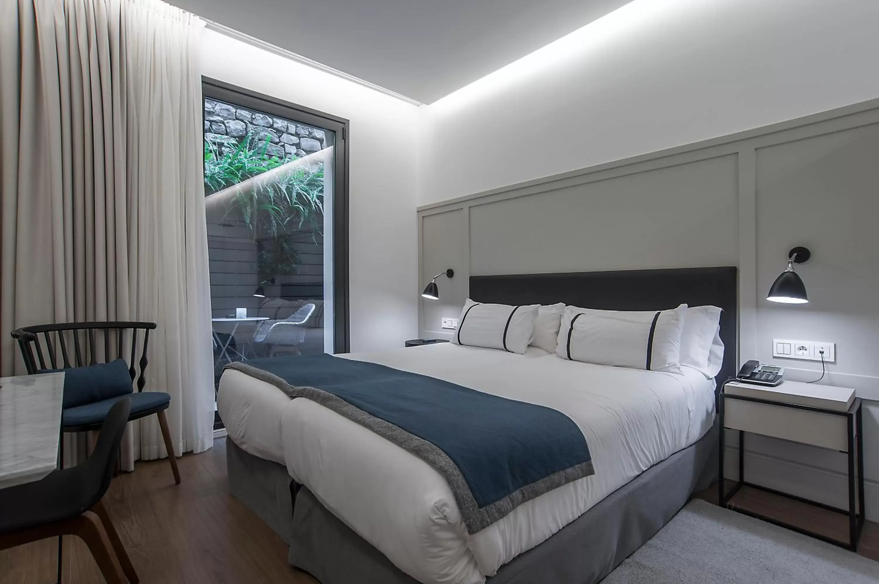 Bedroom, Bed in Hotel SANSEbay