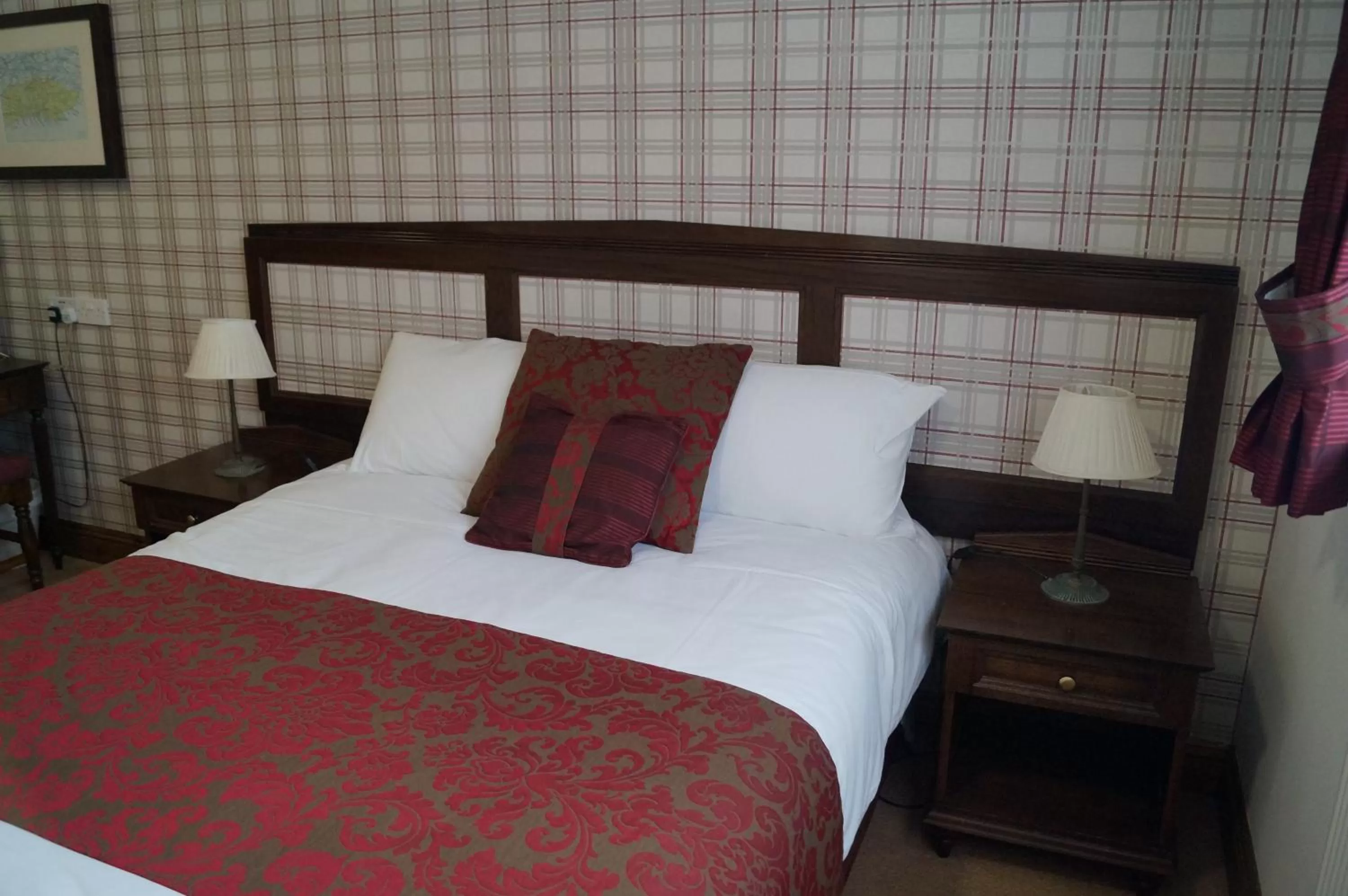 Bed in The Flying Bull Inn