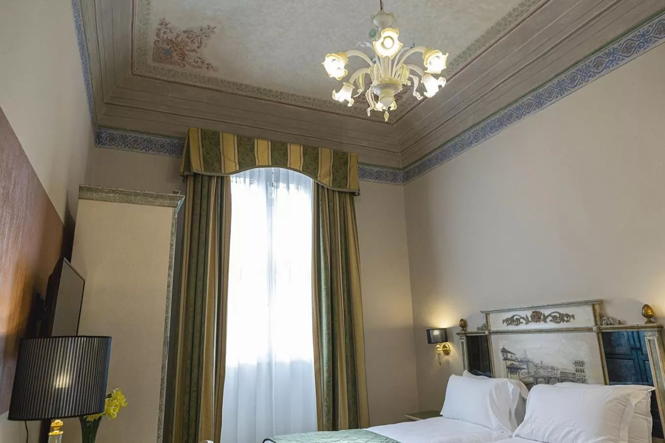 Photo of the whole room, Bed in Hotel Donatello