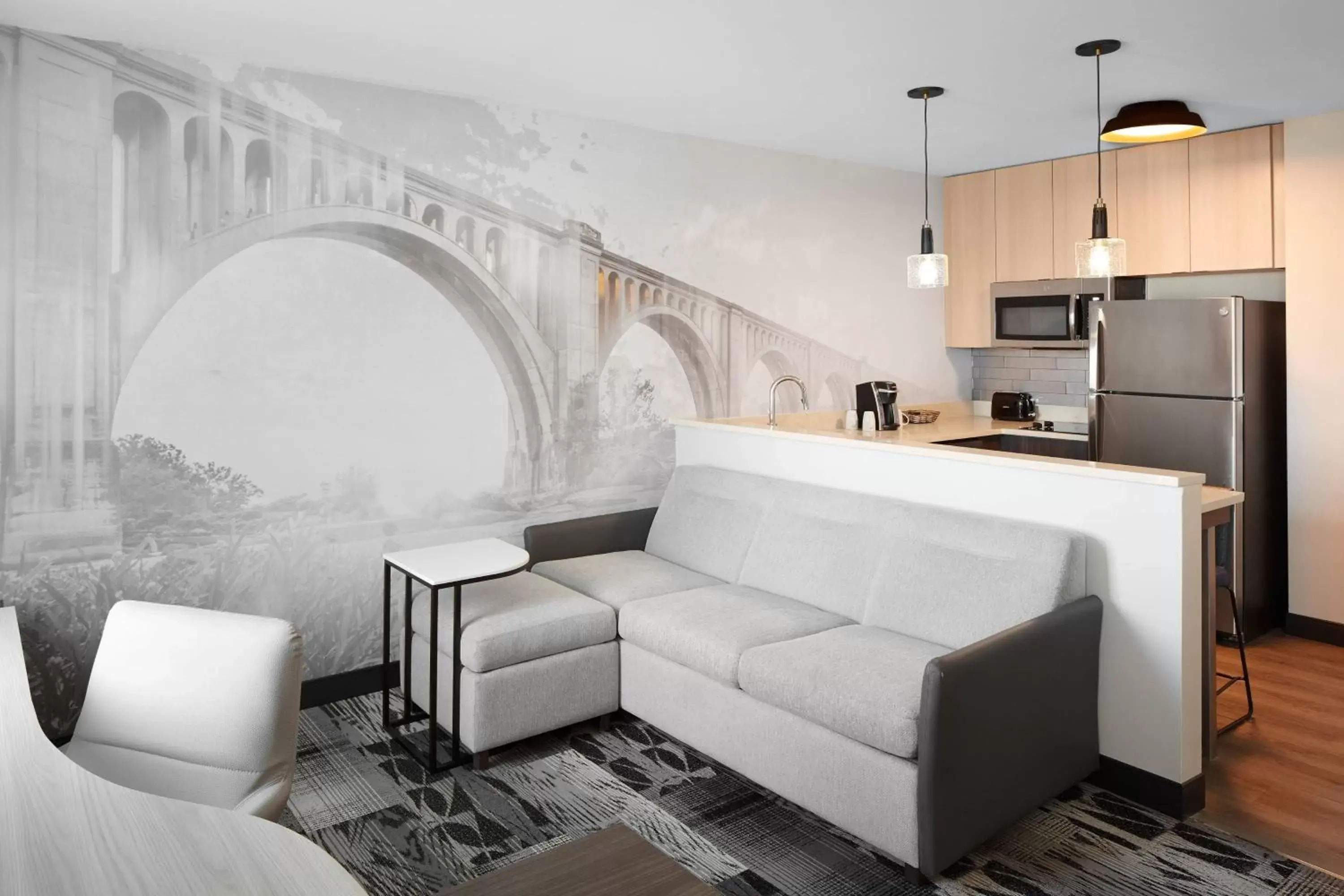 Kitchen or kitchenette, Seating Area in Residence Inn Richmond Midtown/Glenside