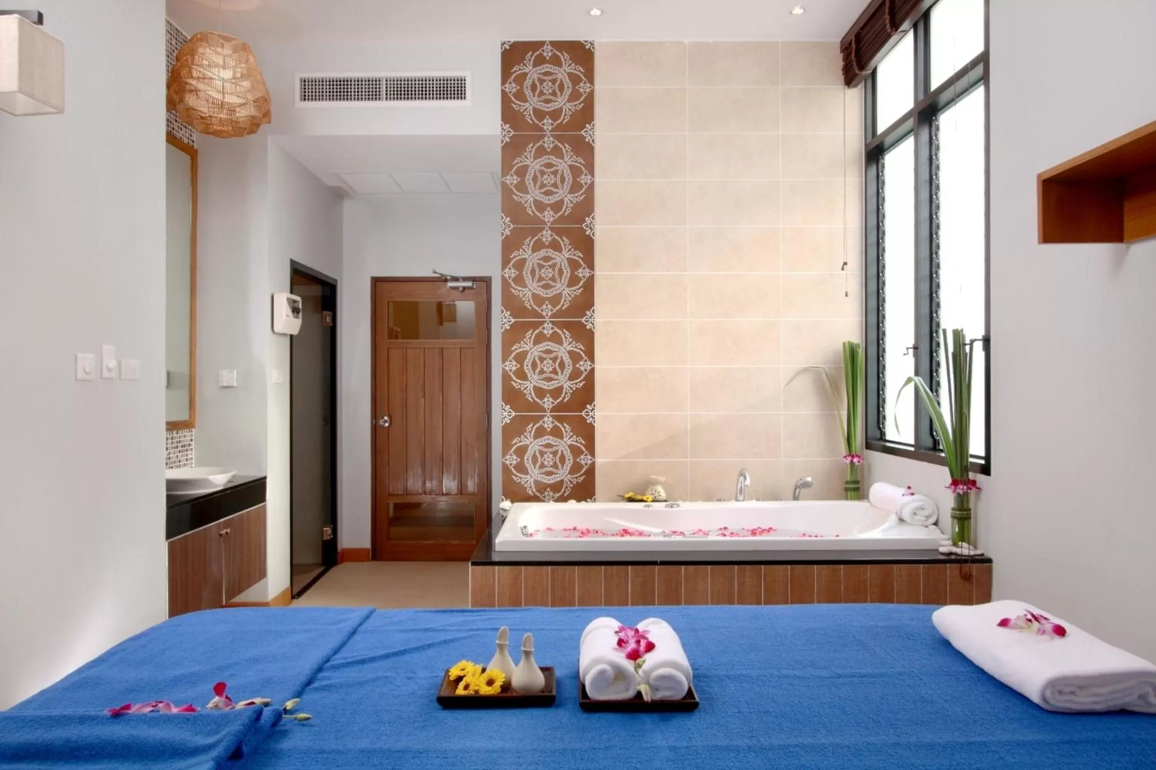 Spa and wellness centre/facilities, Bed in Deevana Plaza Krabi Aonang