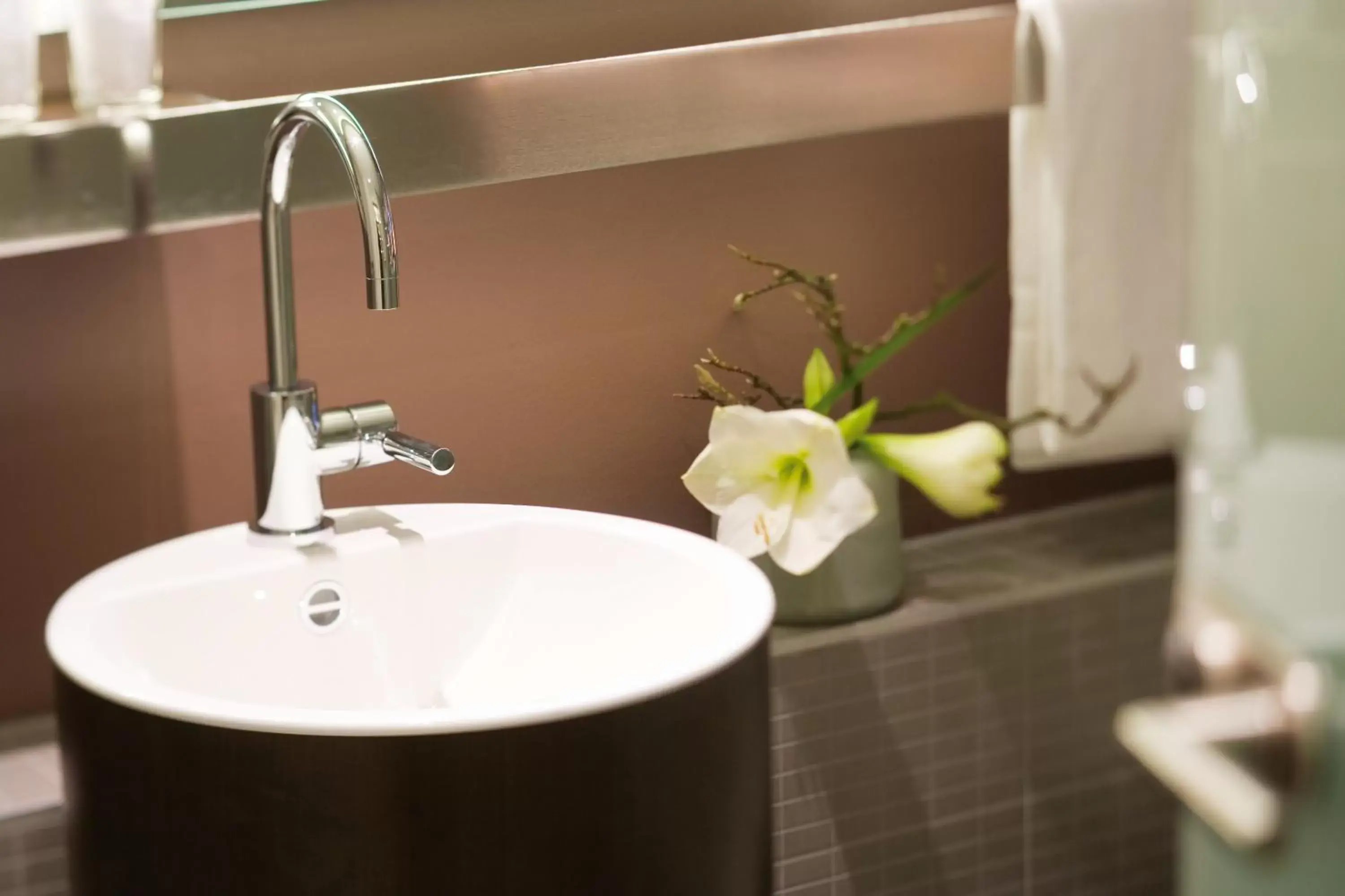 Bathroom in Mövenpick Hotel Hamburg