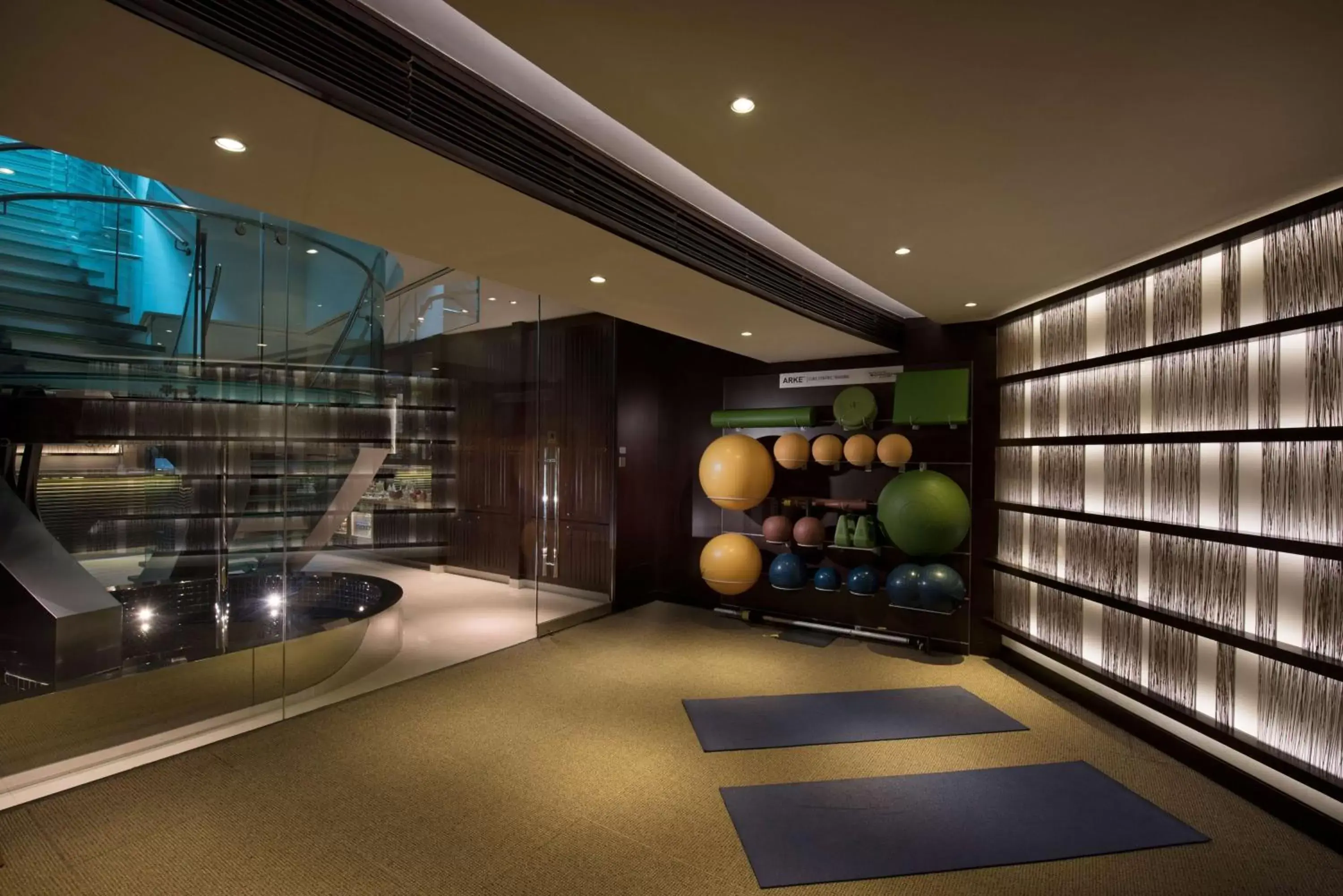 Fitness centre/facilities in Conrad Hong Kong