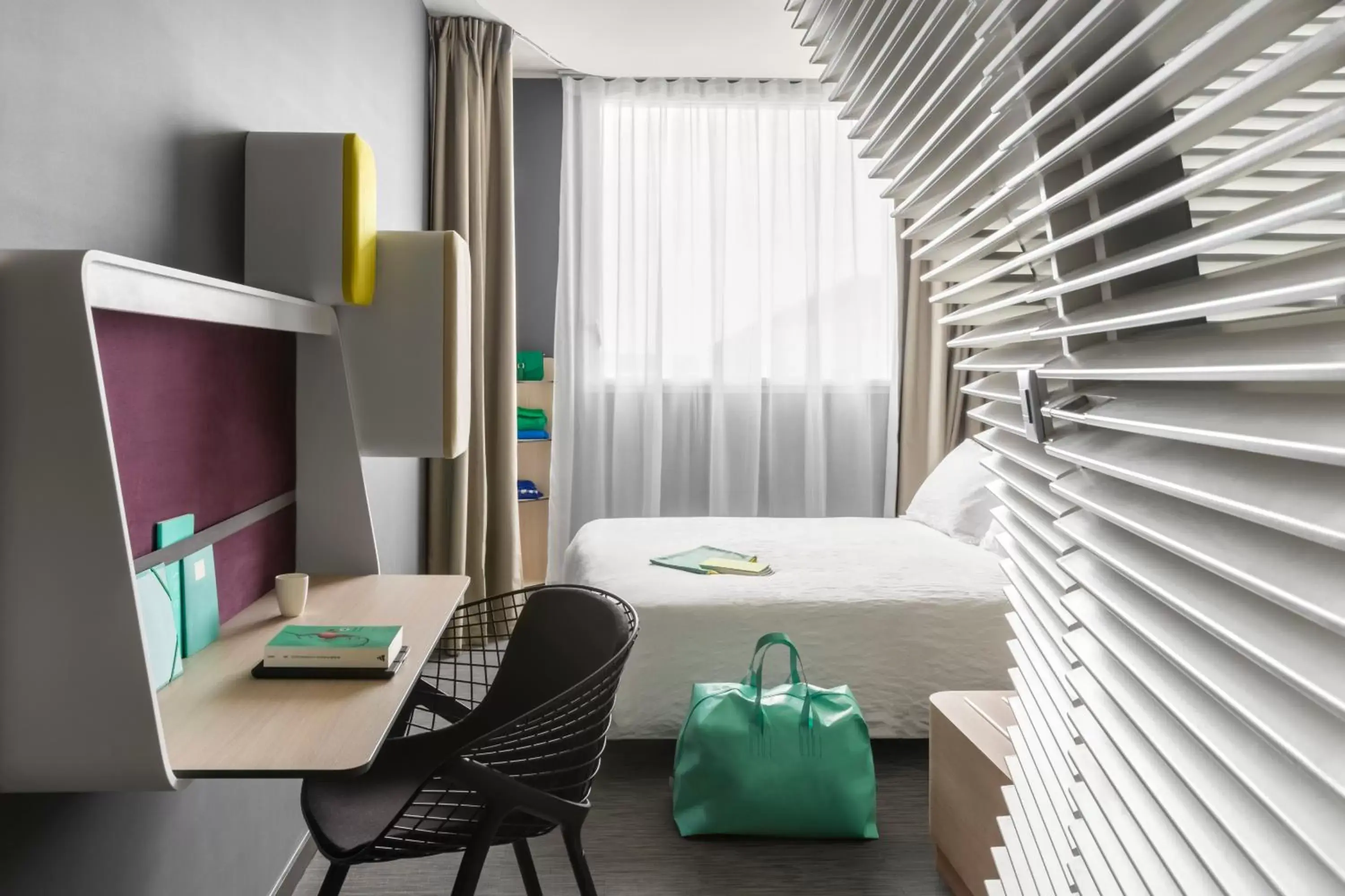 Bedroom in Okko Hotels Bayonne Centre